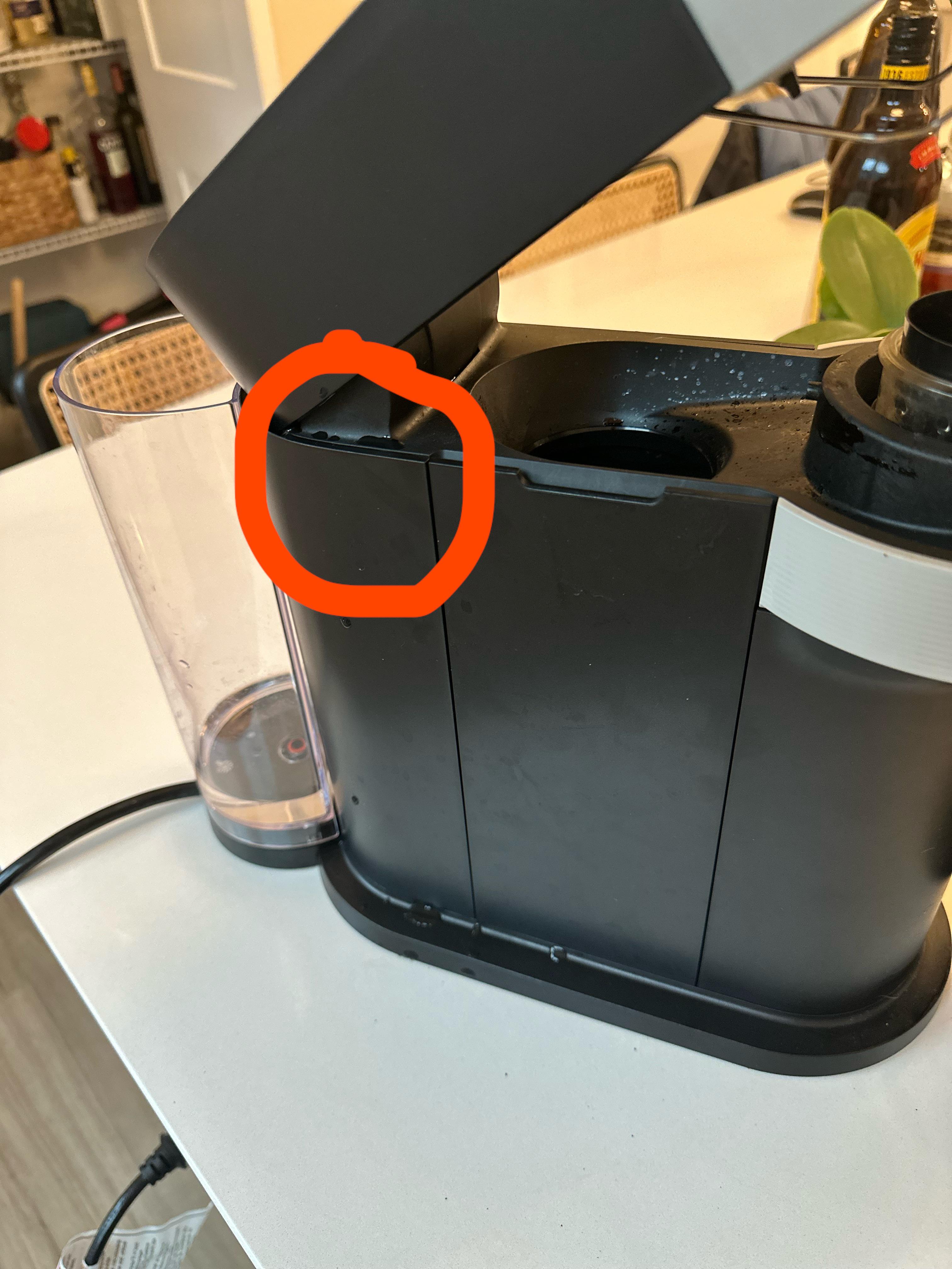 Nespresso not pouring properly and leaking at indication. Any advice