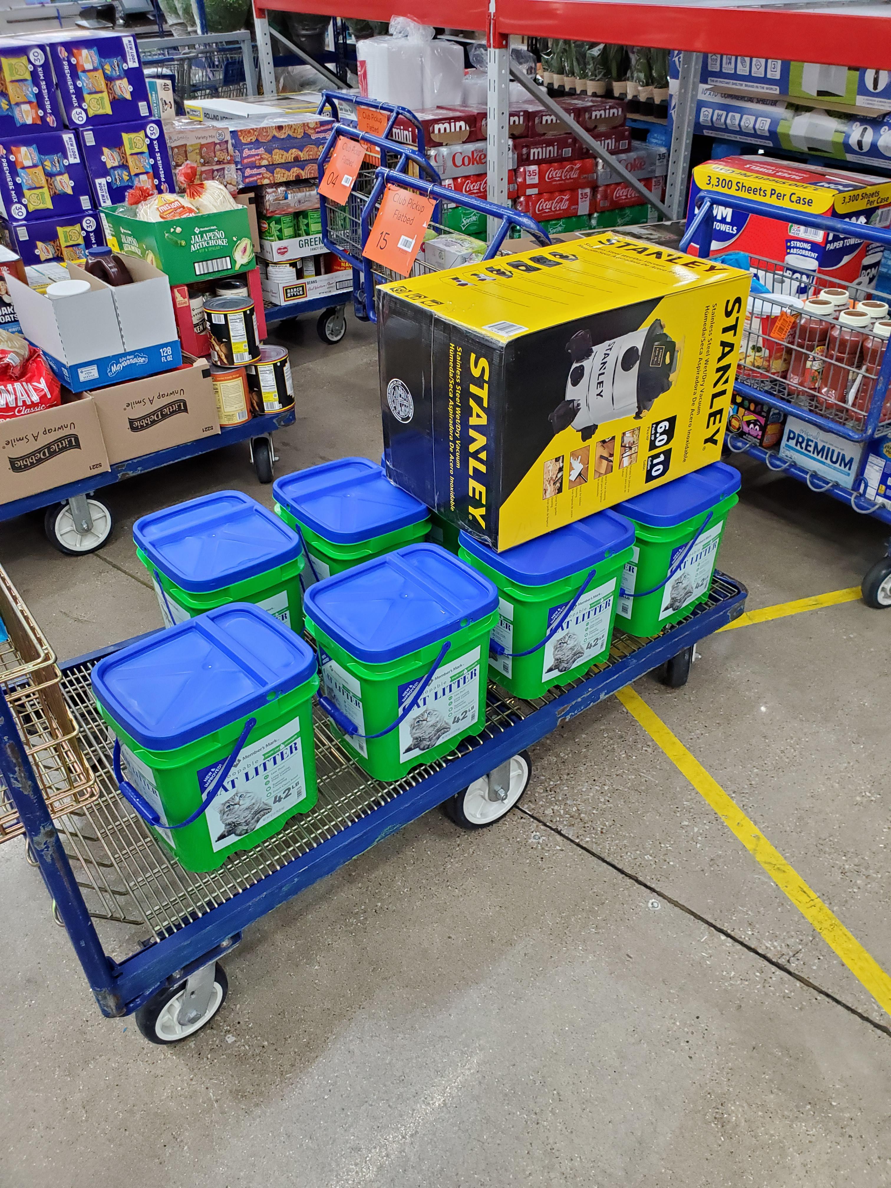 8 cat litters and a shop vac, I have questions....