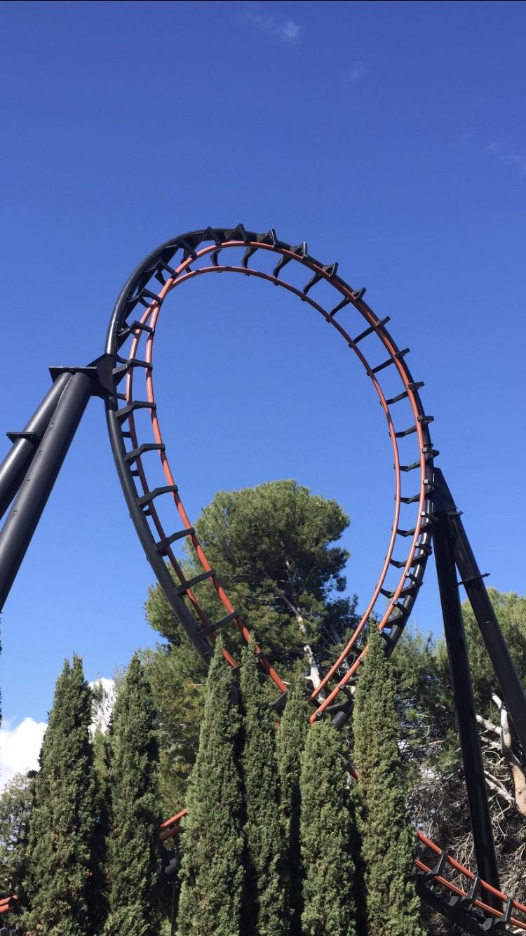 This view of The Demon at California’s Great America is such a classic