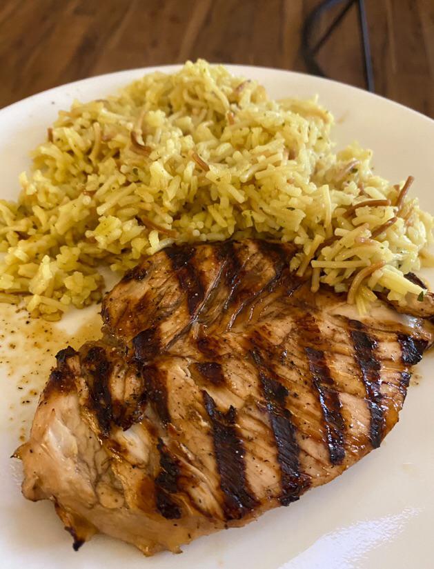 [Homemade] Grilled Chicken & rice r/food