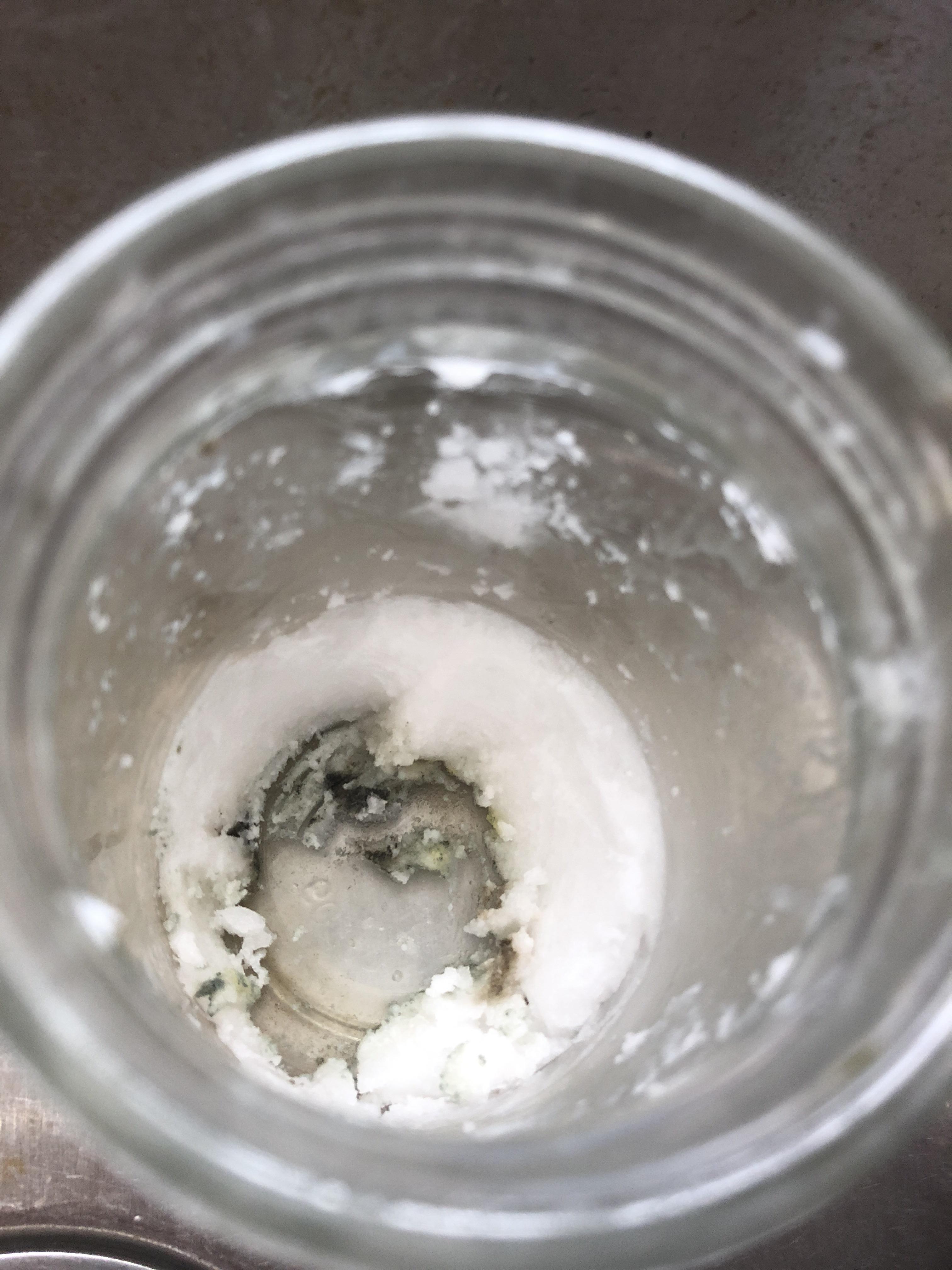 Why Does Old Coconut Oil Smell like Blue Cheese r/fermentation