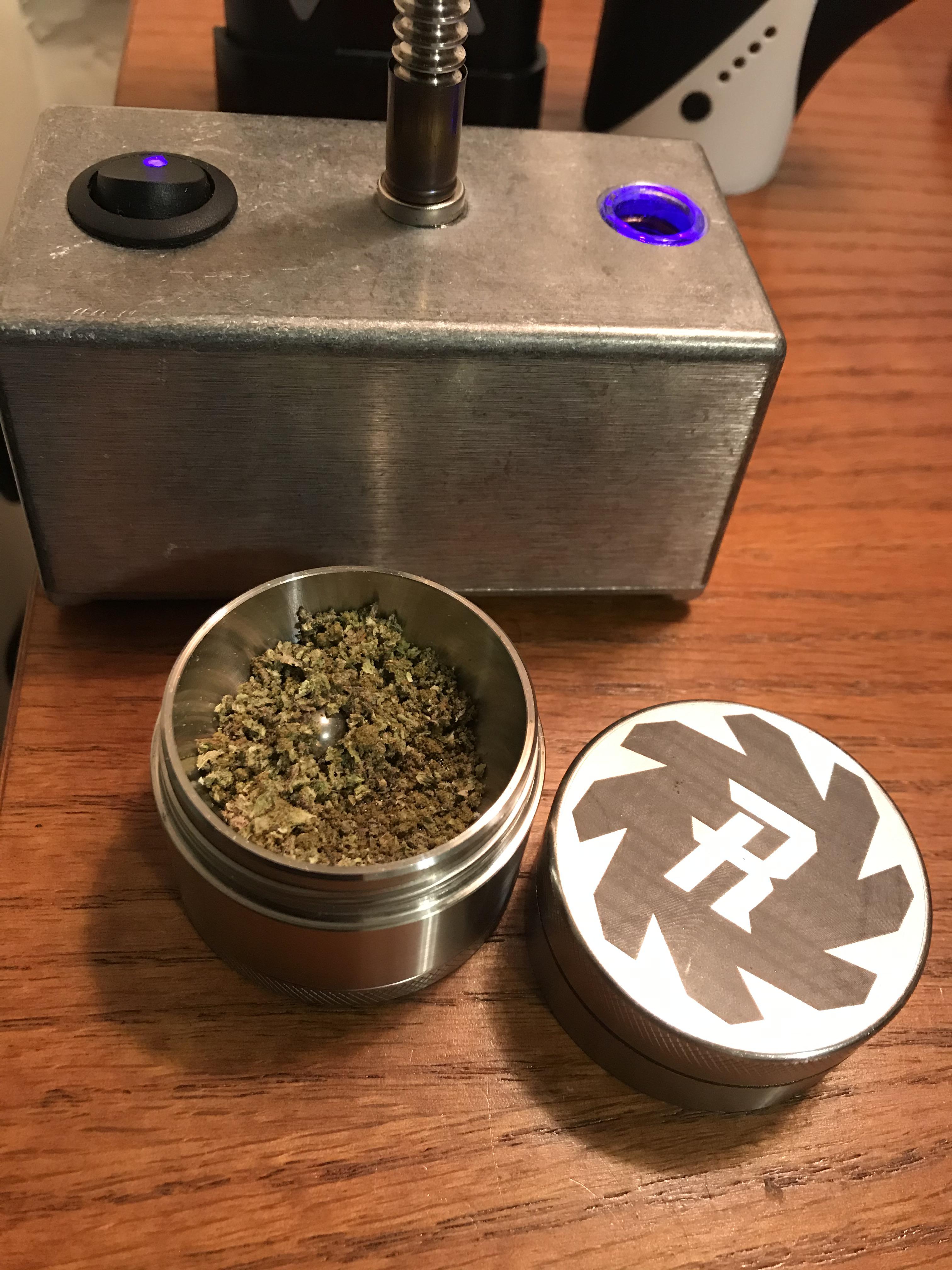 FINALLY a Stainless Steel Grinder The Herb Ripper Doing a GREAT job on
