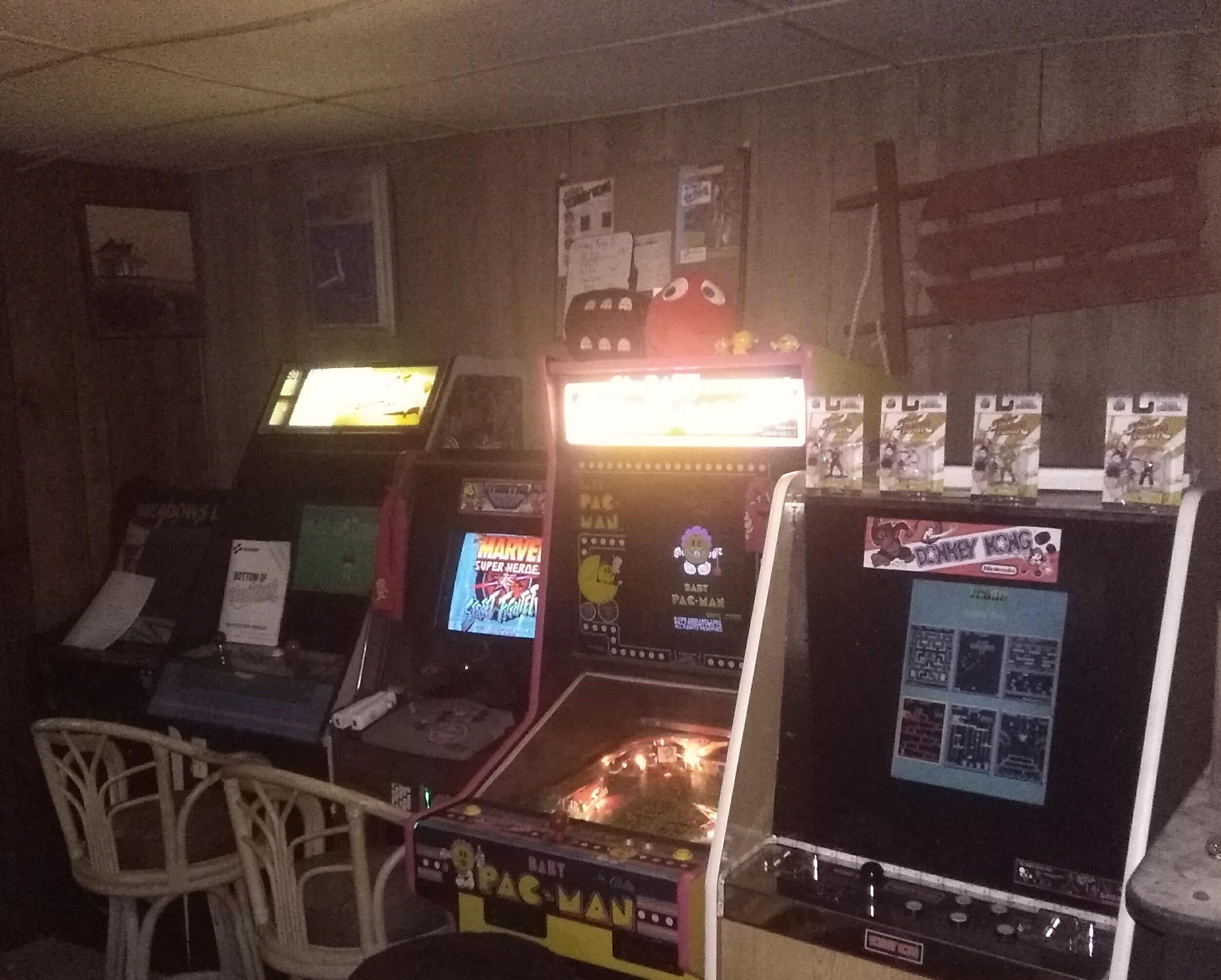 My little arcade corner in my family room. r/cade