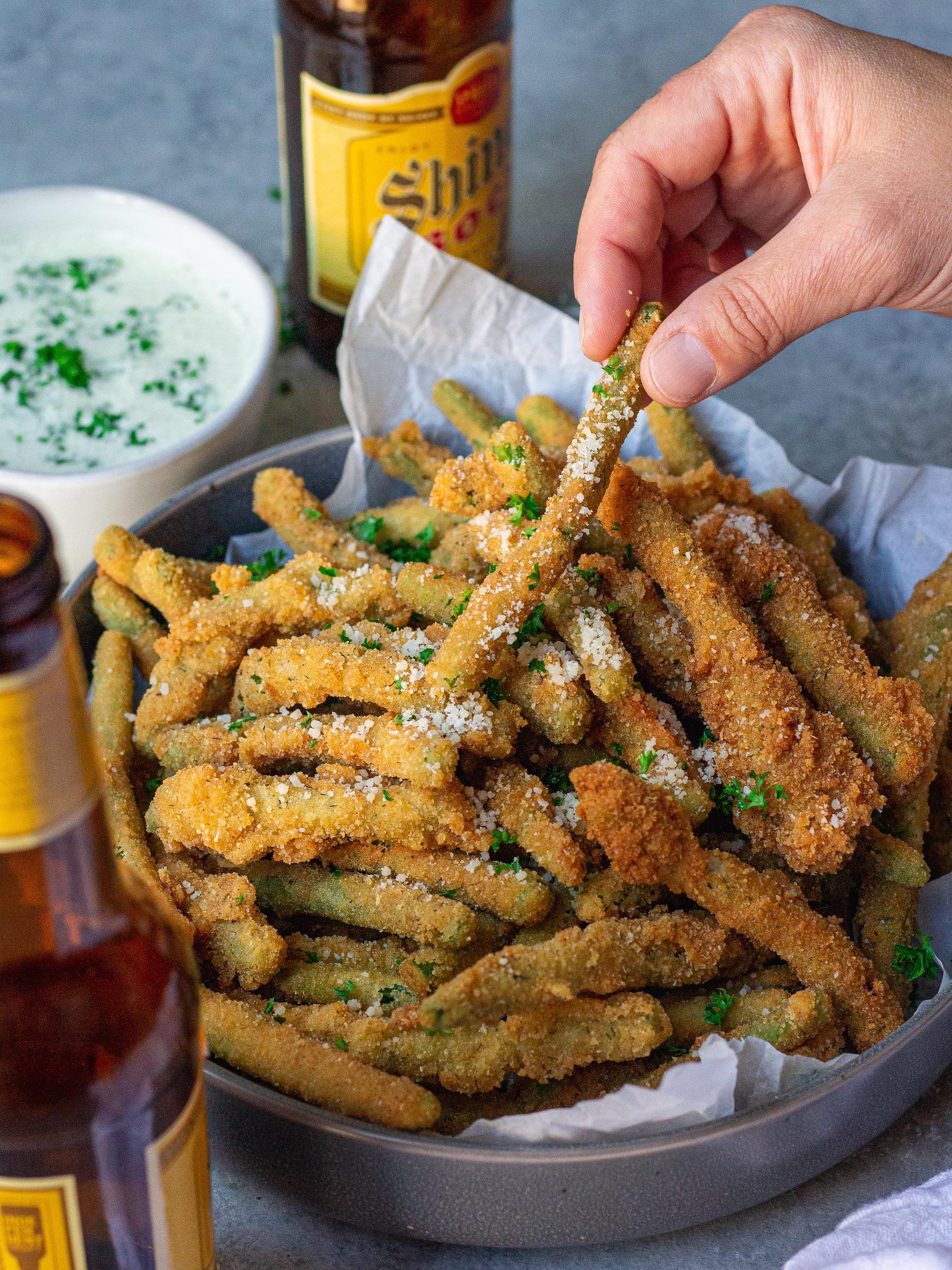 Copycat TGI Friday’s Green Bean Fries with CucumberWasabi Ranch. These