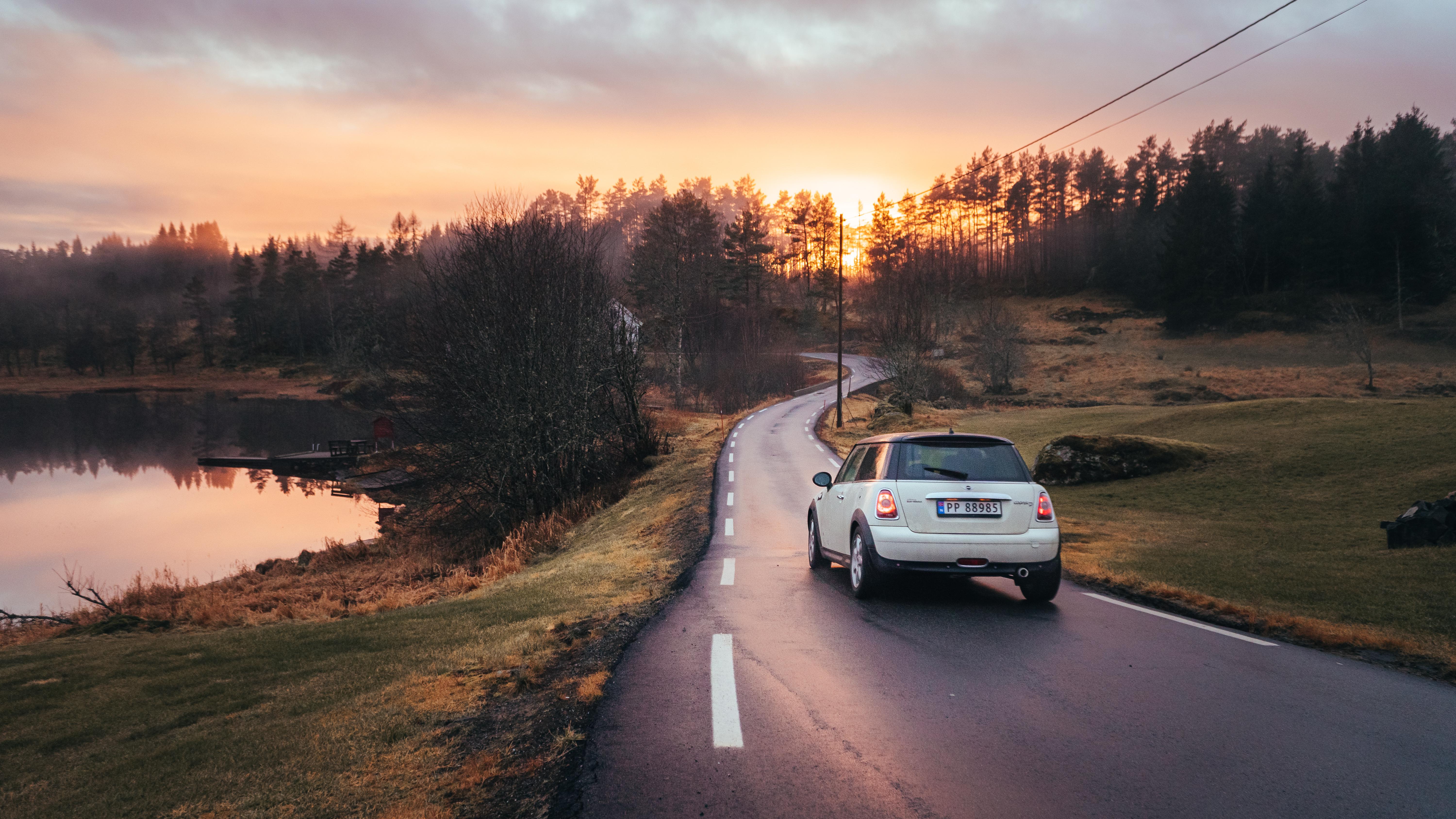 Car in sunset r/photocritique