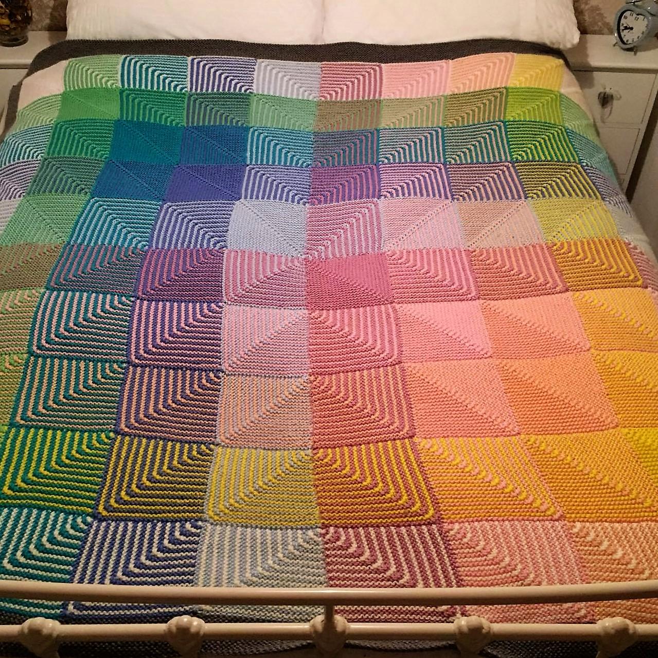 My bed throw, what do you all think? r/knitting