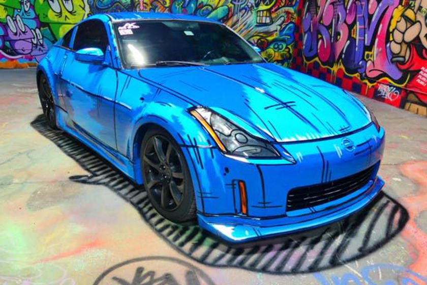 HandPainted Nissan 350Z Looks Like A Cartoon Drawing r/interestingasfuck