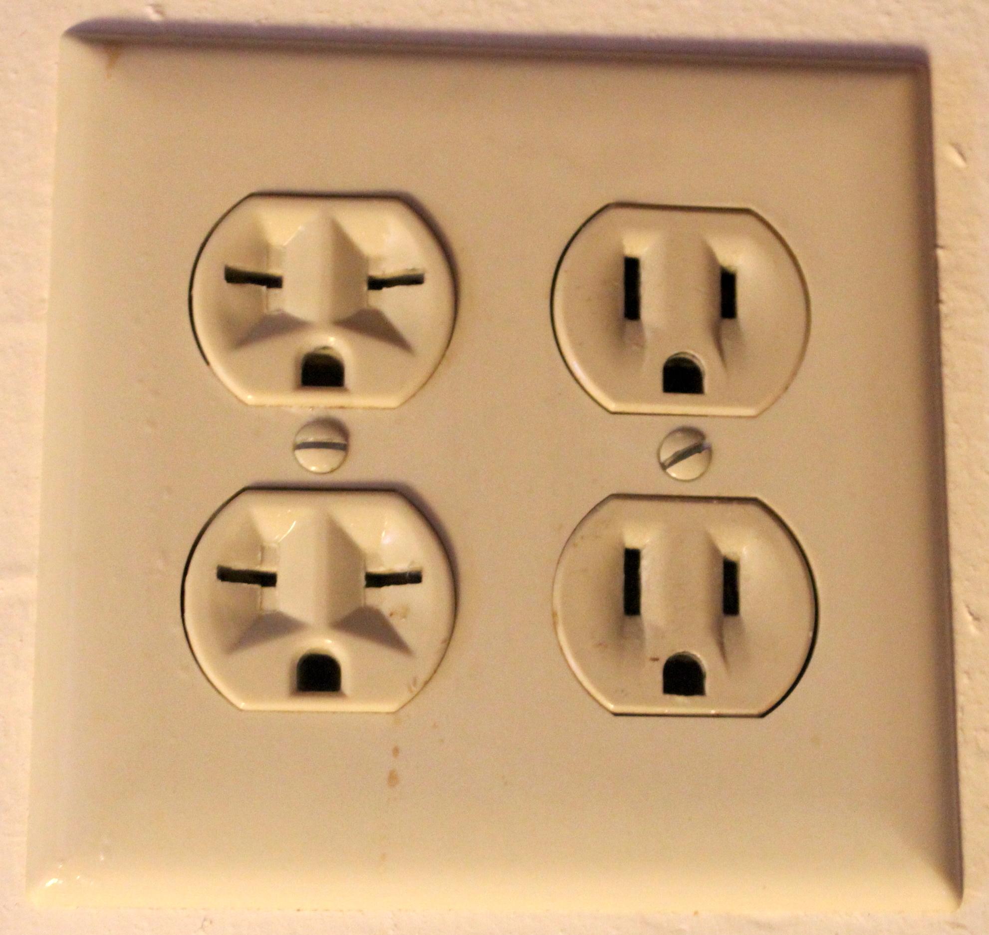 DC Outlets Any suggestions on using them? r/OffGrid