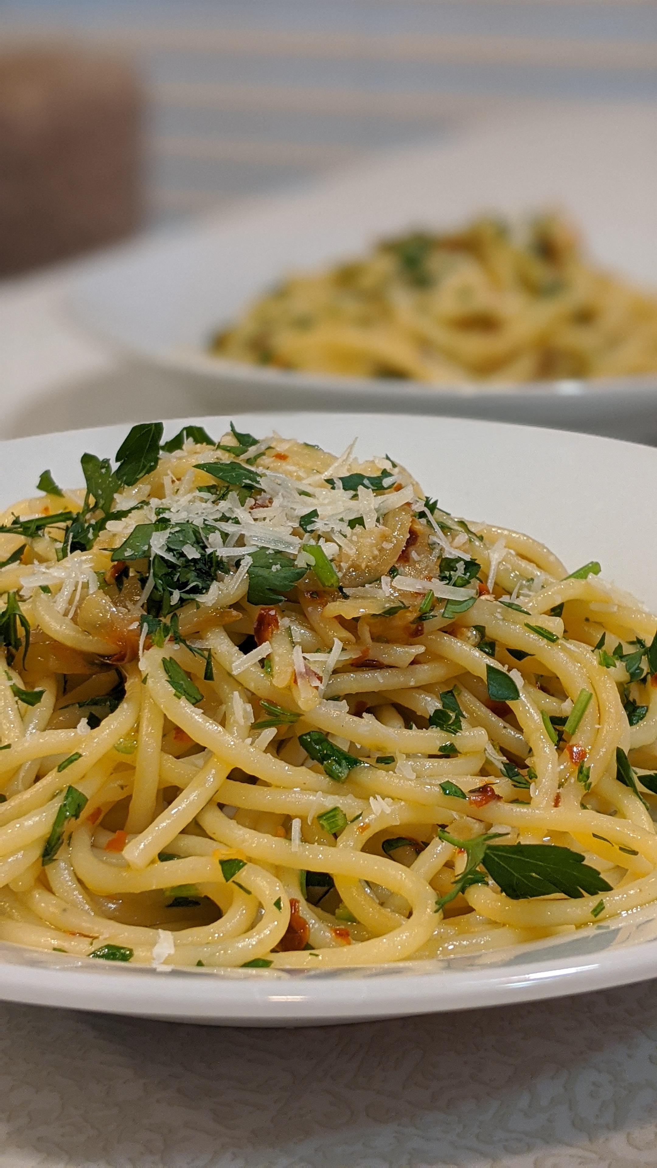 "Scarlett's pasta" (pasta aglio e olio) from the movie Chef r