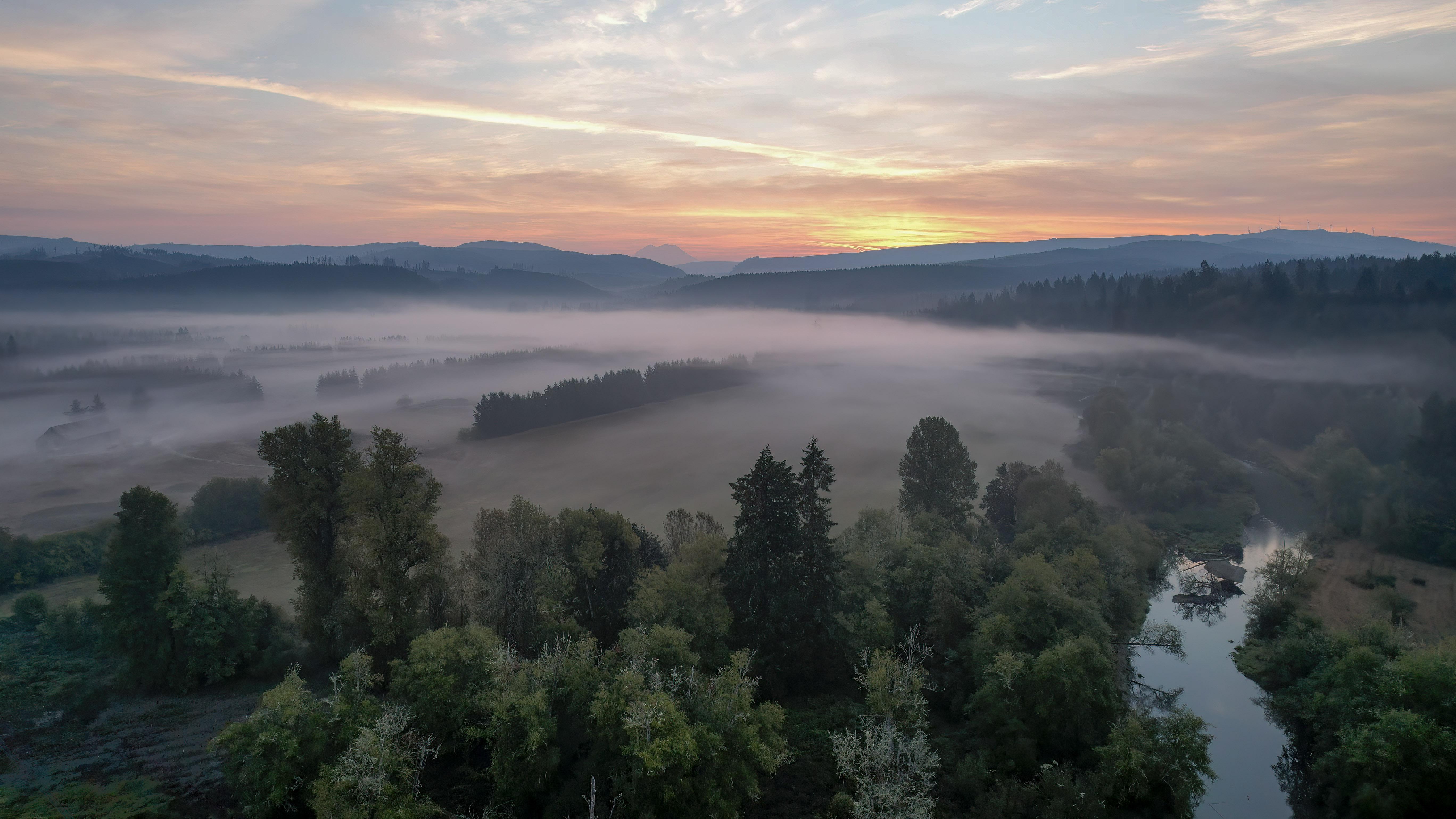 Skookumchuck River and Mt Rainier this morning. [OC] r/Washington