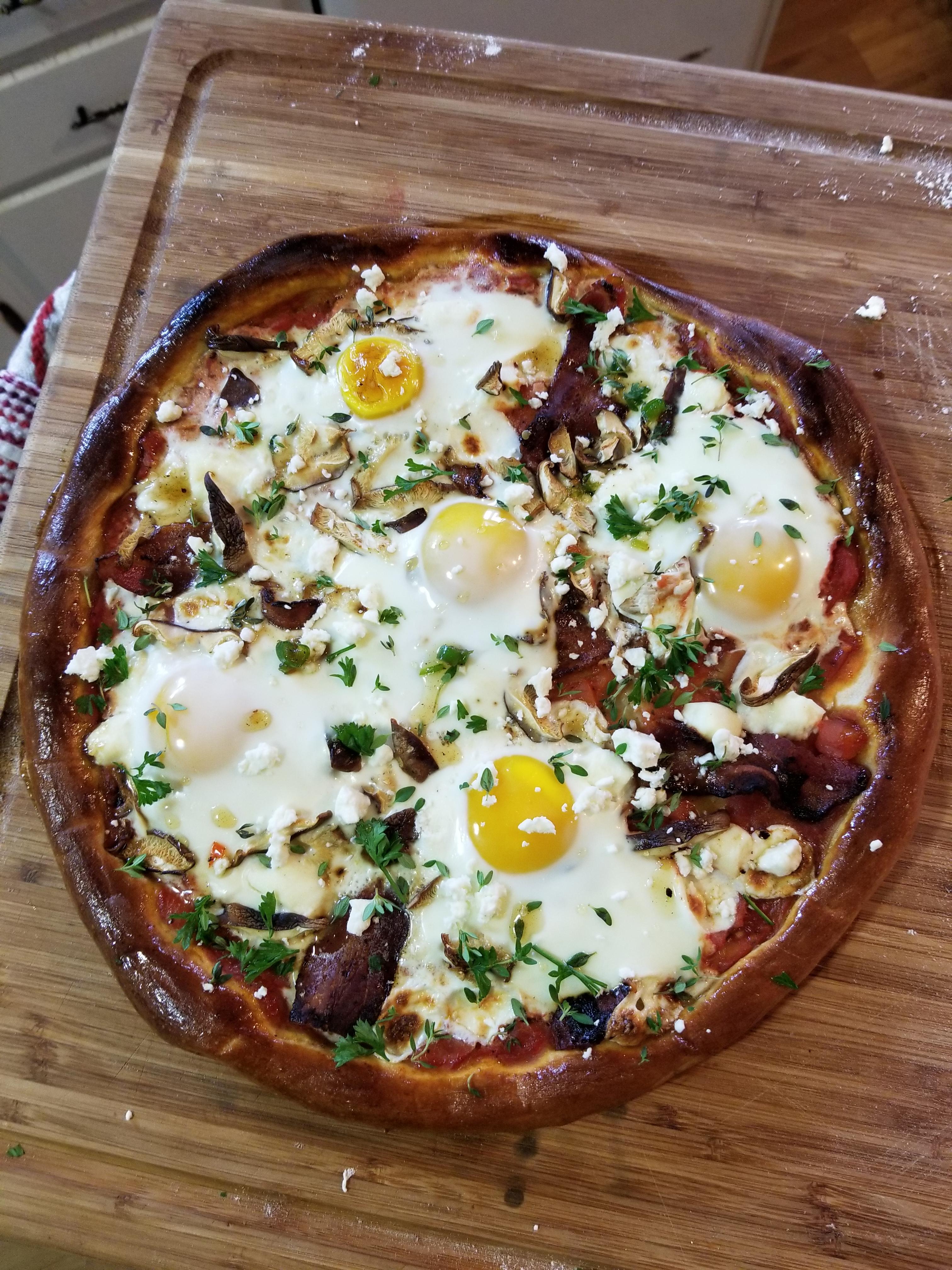 [Homemade] Breakfast pizza with sugared bacon and farm fresh eggs. r/food