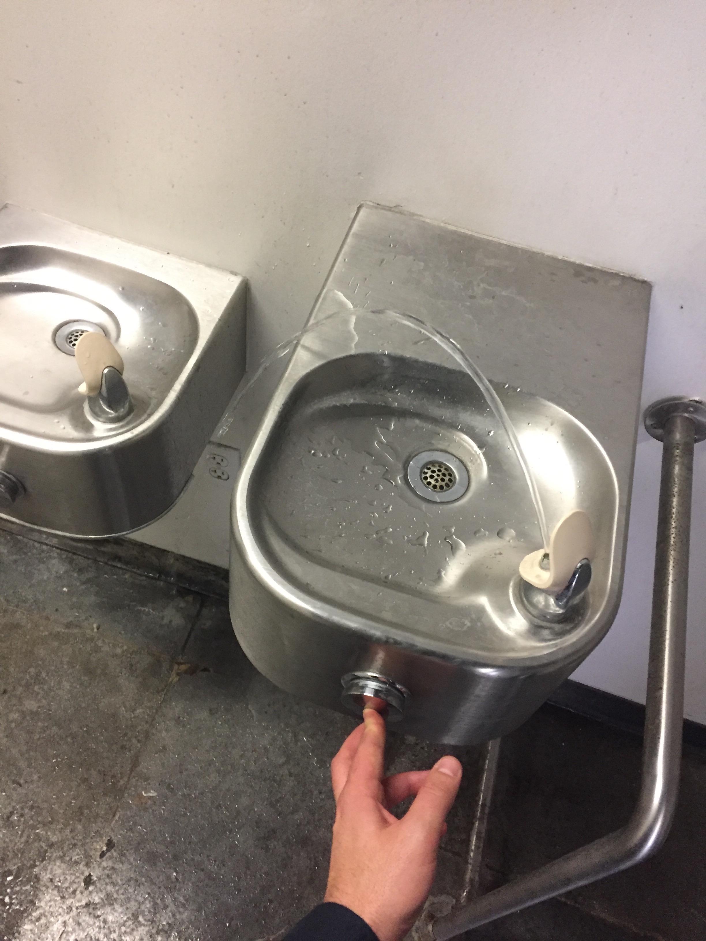 This Water Fountain shoots right into an electrical outlet. CrappyDesign