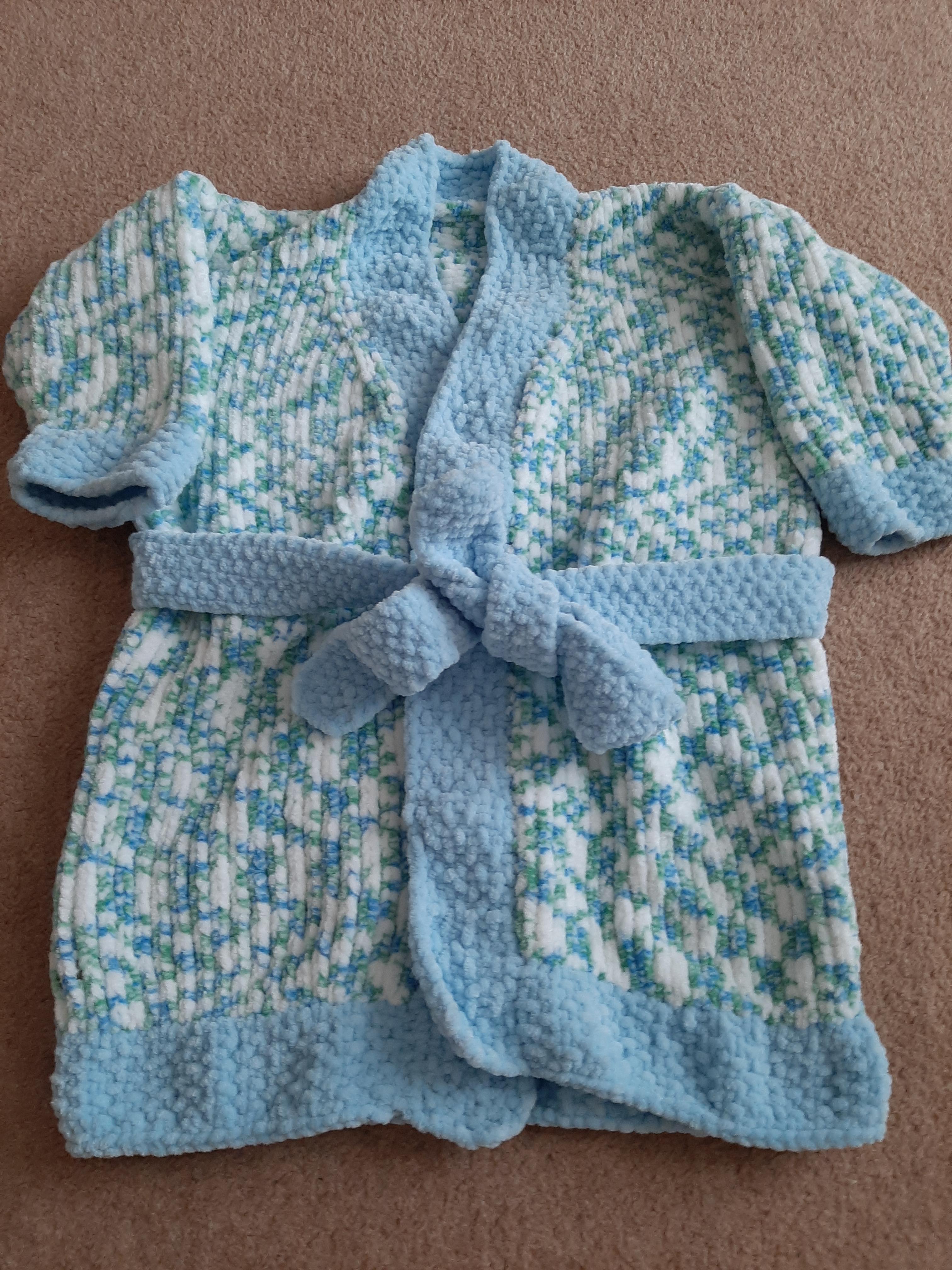 Newish (lockdown alumni) knitter Baby Bathrobe for my nephew r