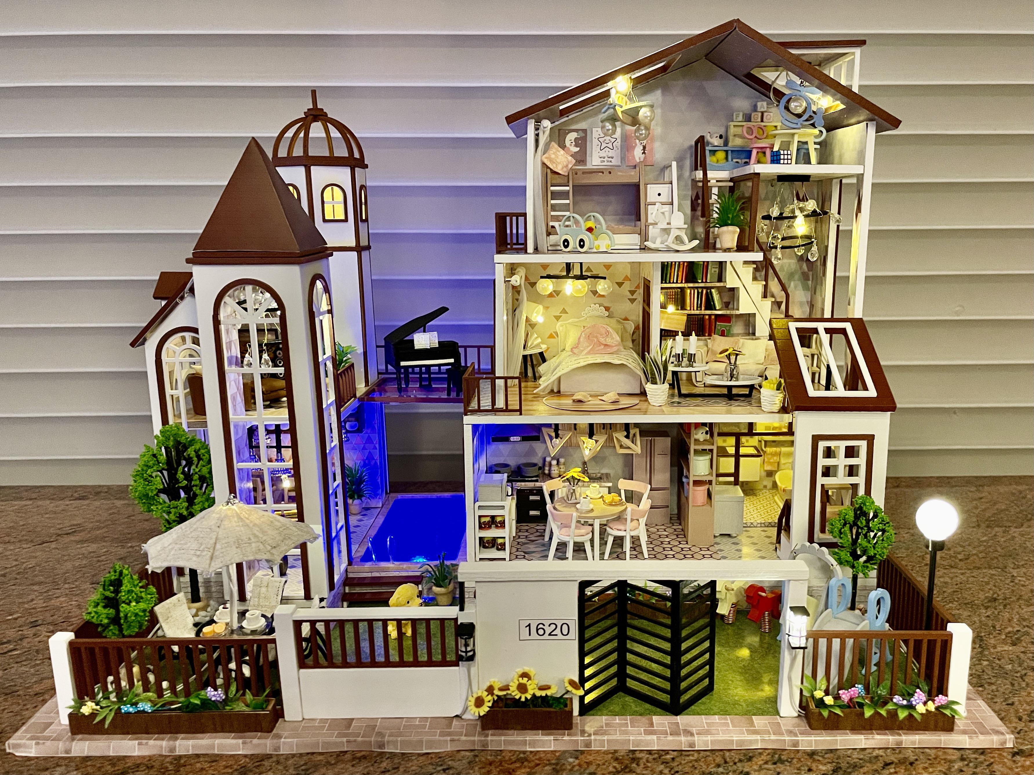 Miniature kit vintage Japanese convenient store miniatures