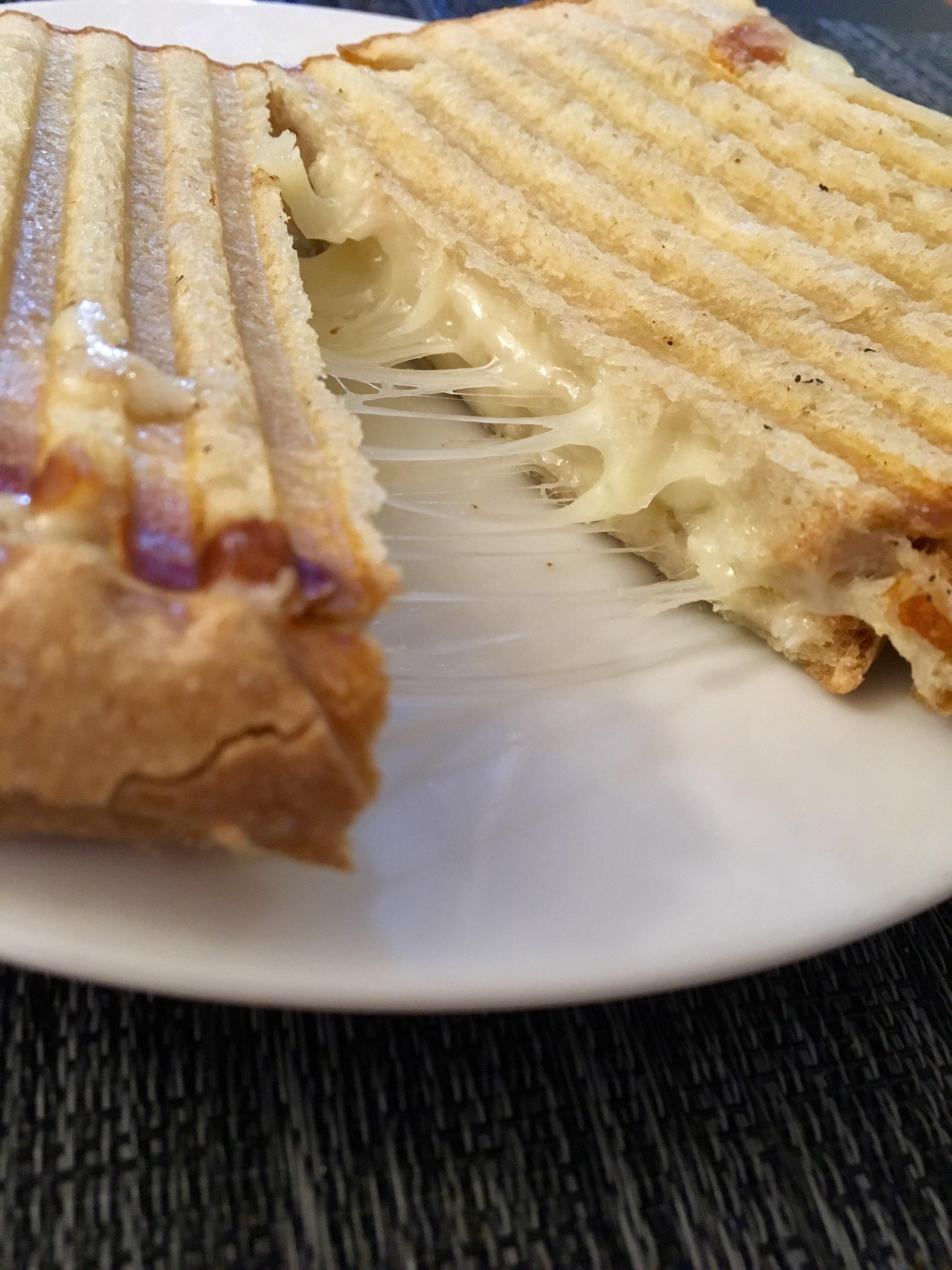 Pressed grilled cheese w/ mozzarella on rye r/grilledcheese