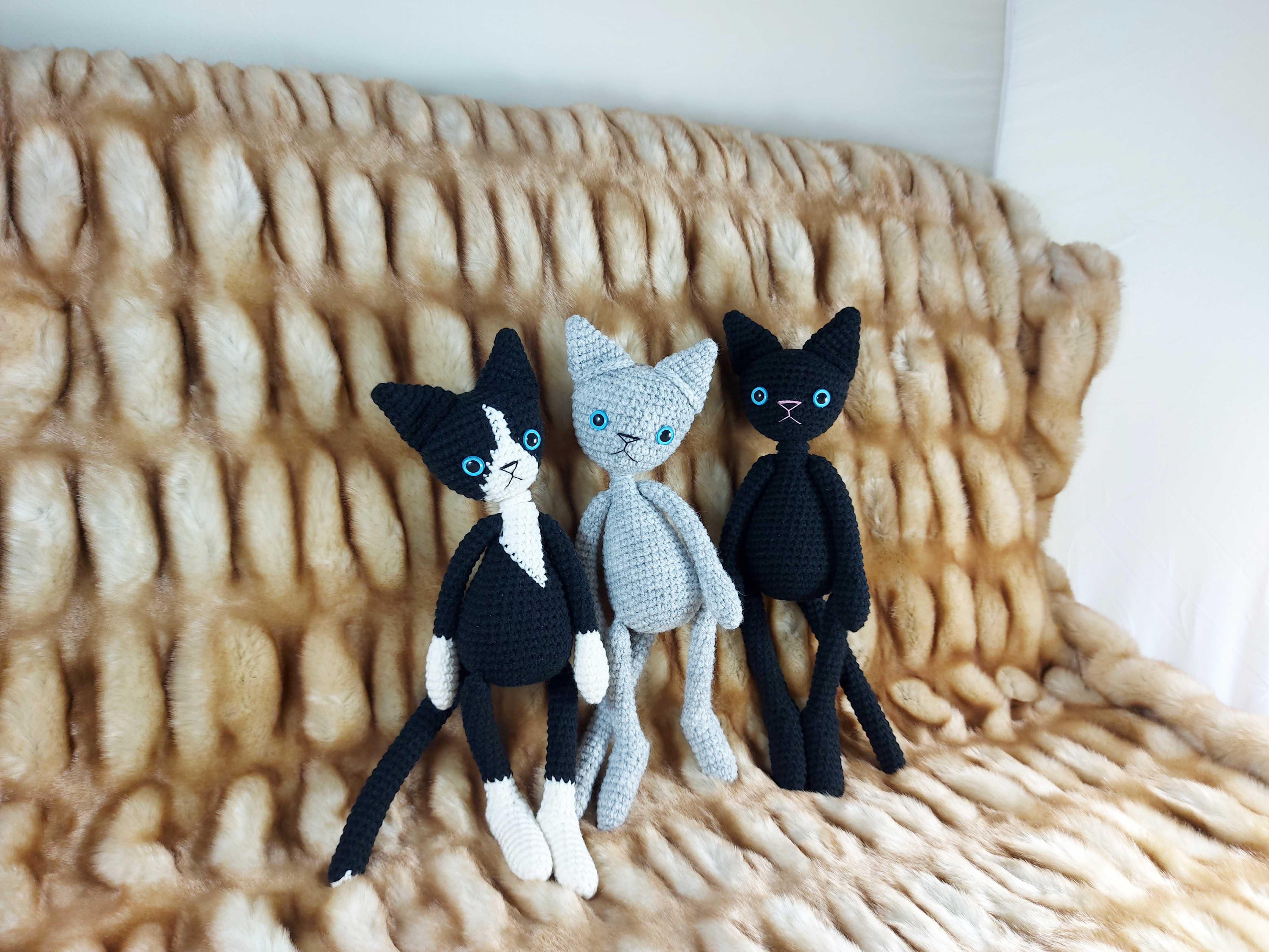 A few of my crochet cats! Amigurumi design by me ) r/GeekyCrochet