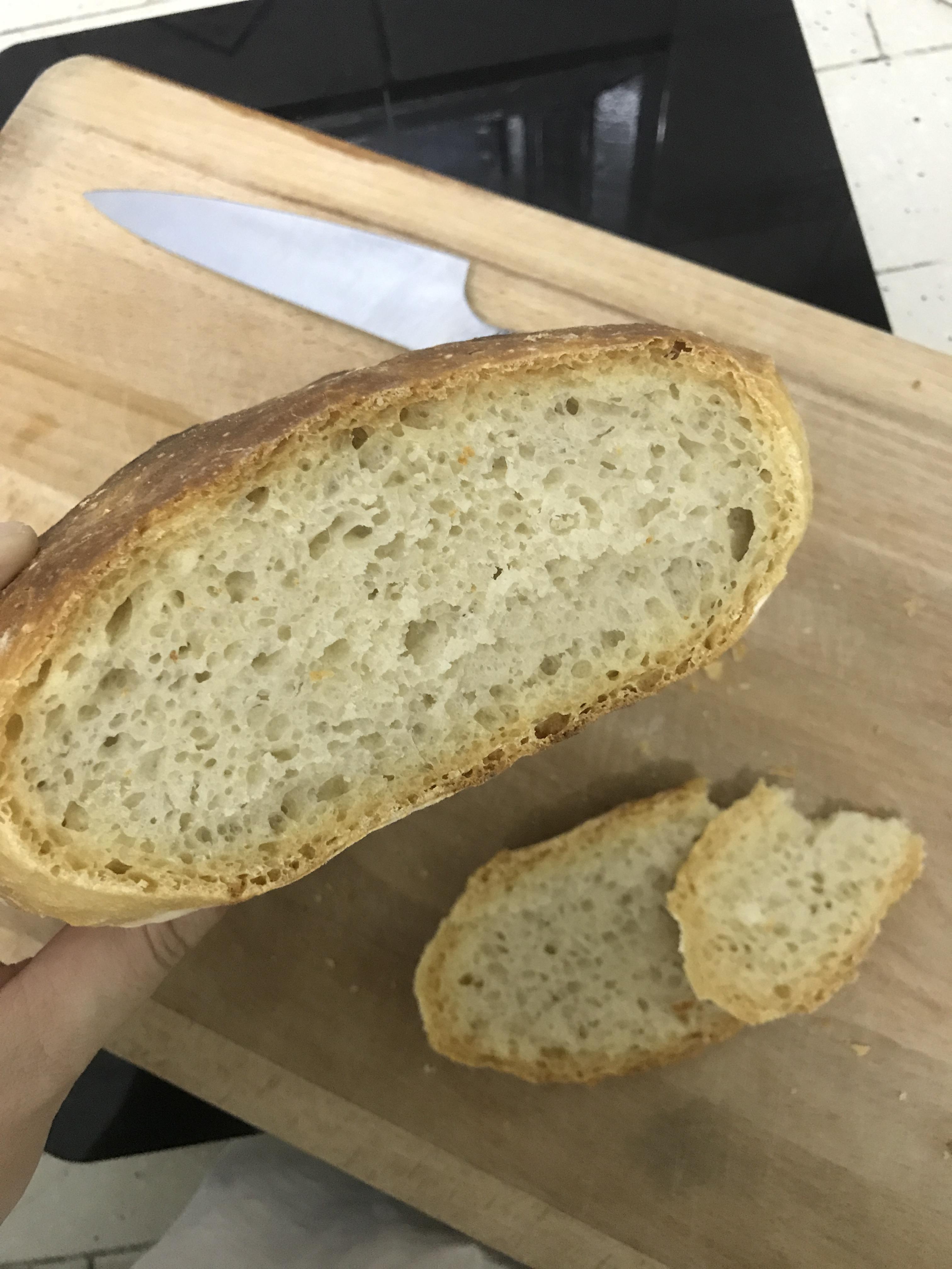 My 2nd attempt on no knead bread, better than my first try, but the