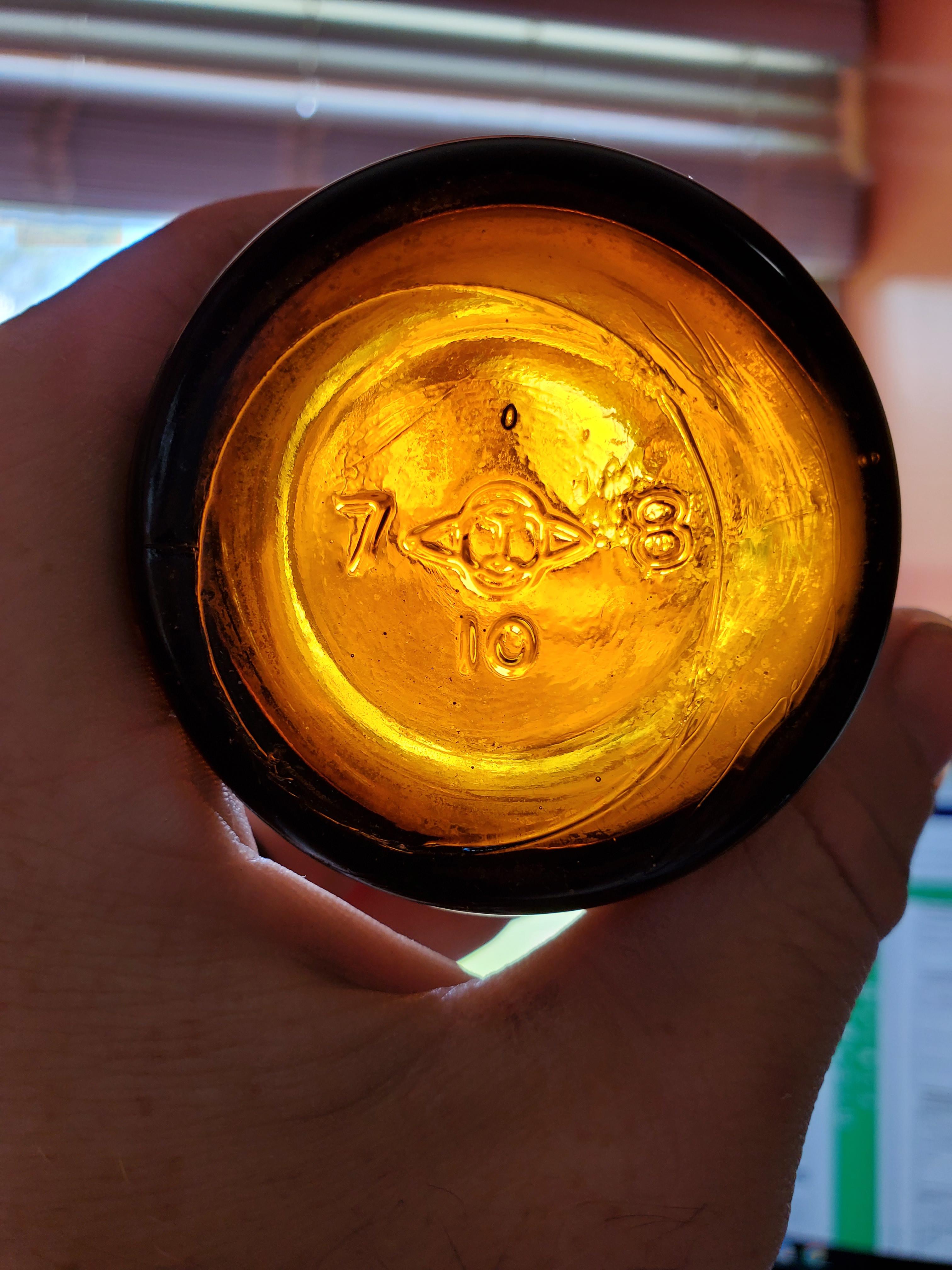 Can someone date this Owens Illinois bottle? r/AntiqueBottles