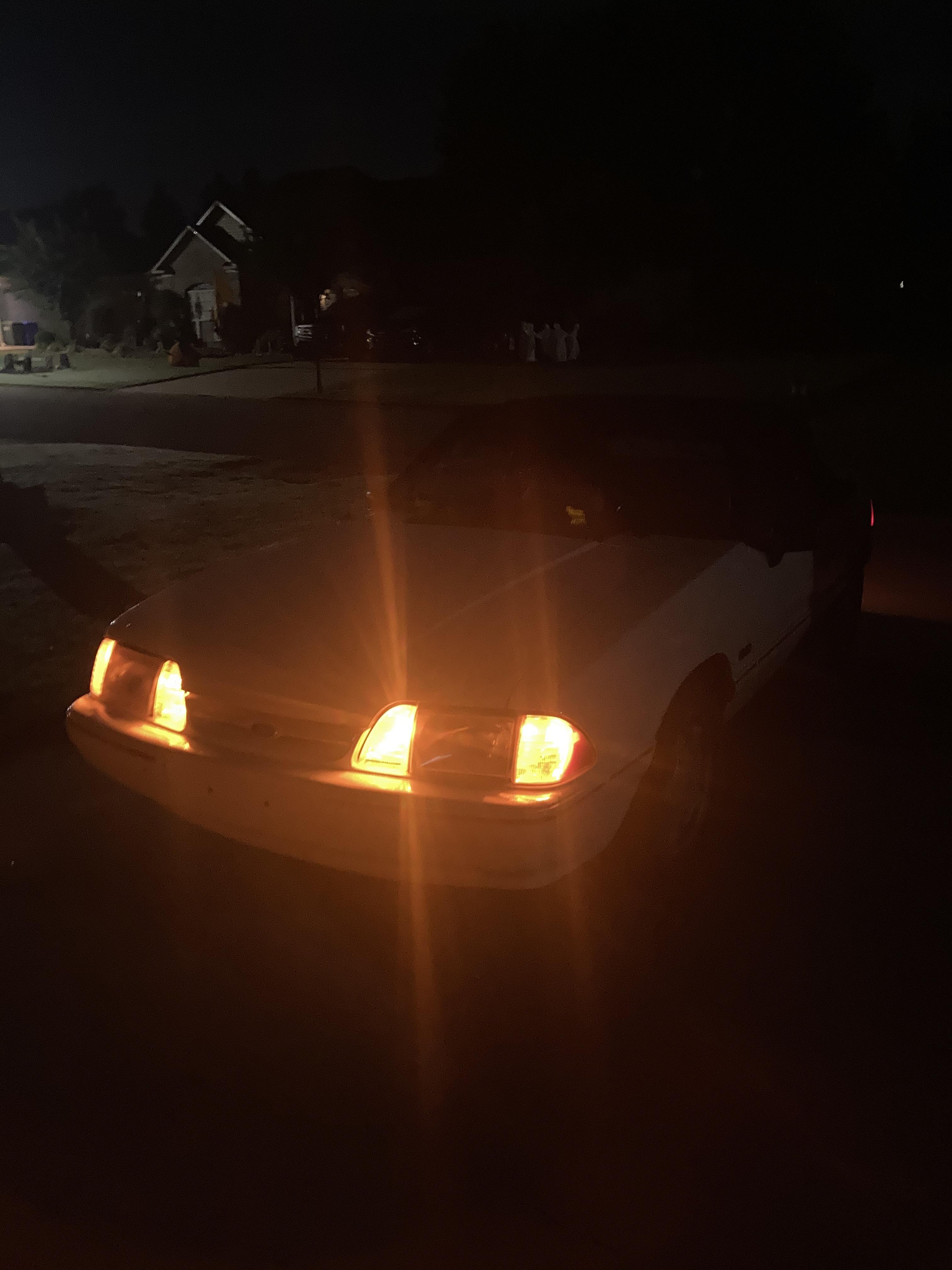anyone else love the way these look with the parking lights on? r/Foxbody