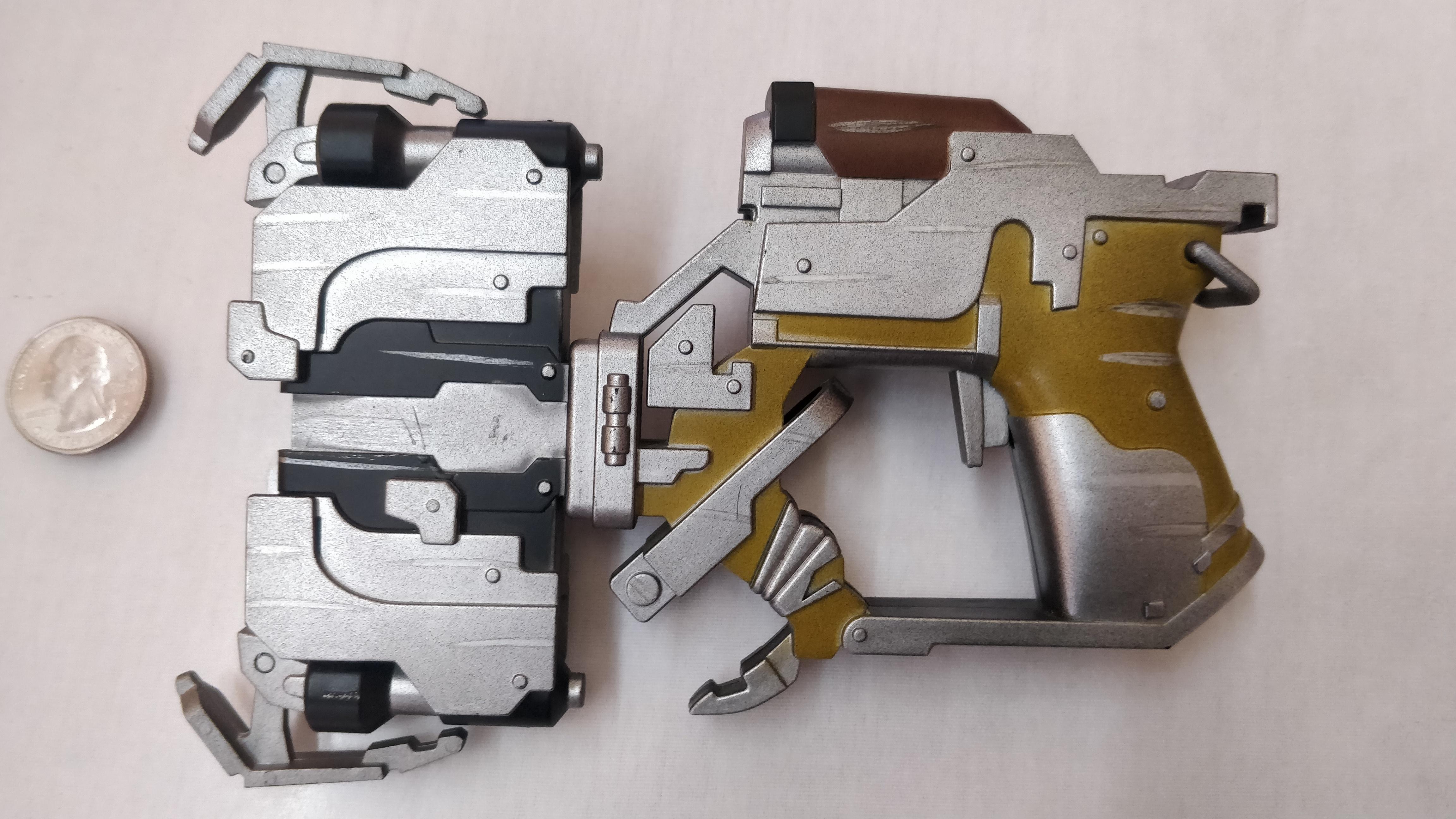 plastic toy gun part from flea market, made in china r/whatisthisthing