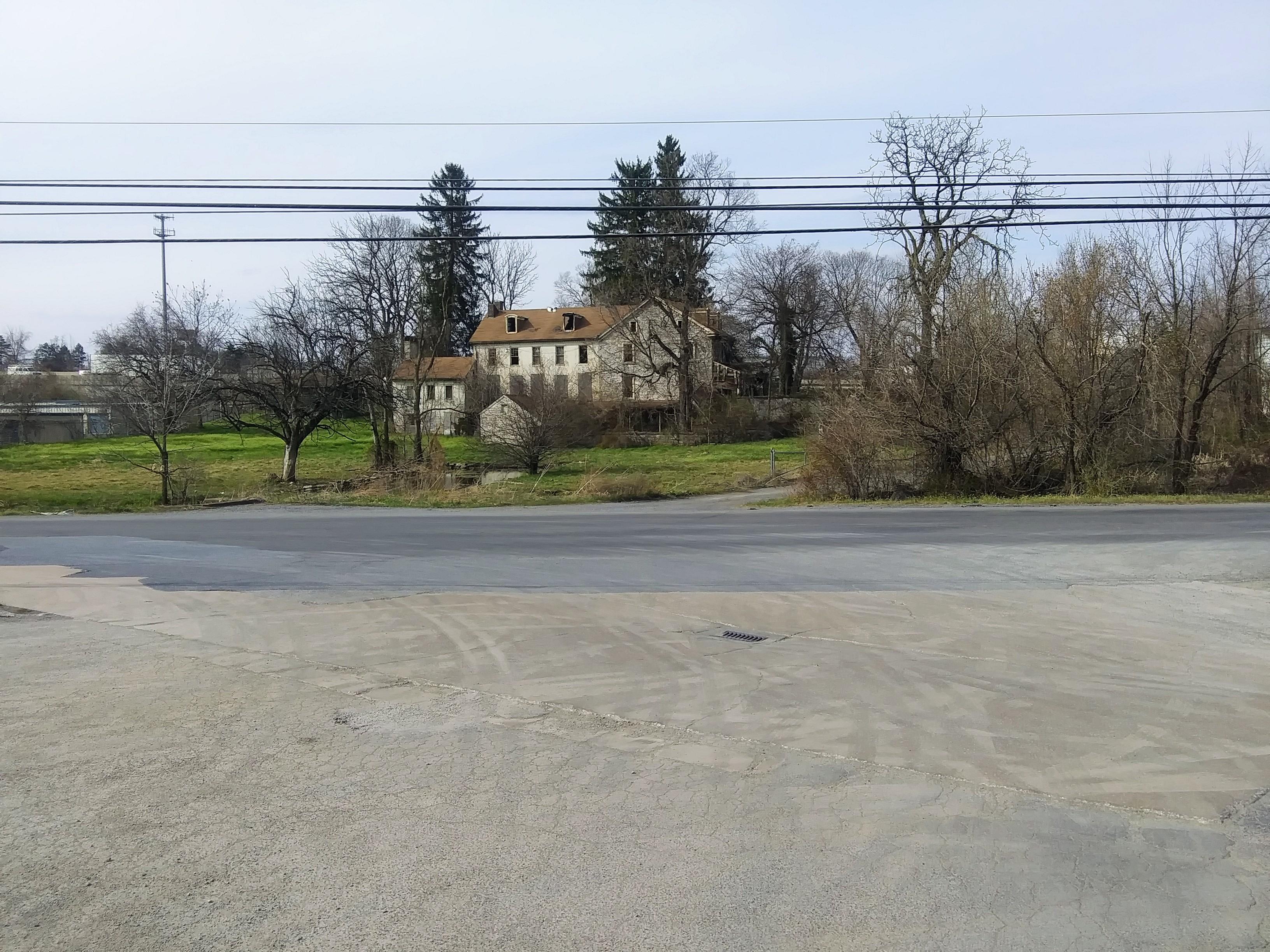 Abandoned Farm House, Camp Hill, PA r/abandoned
