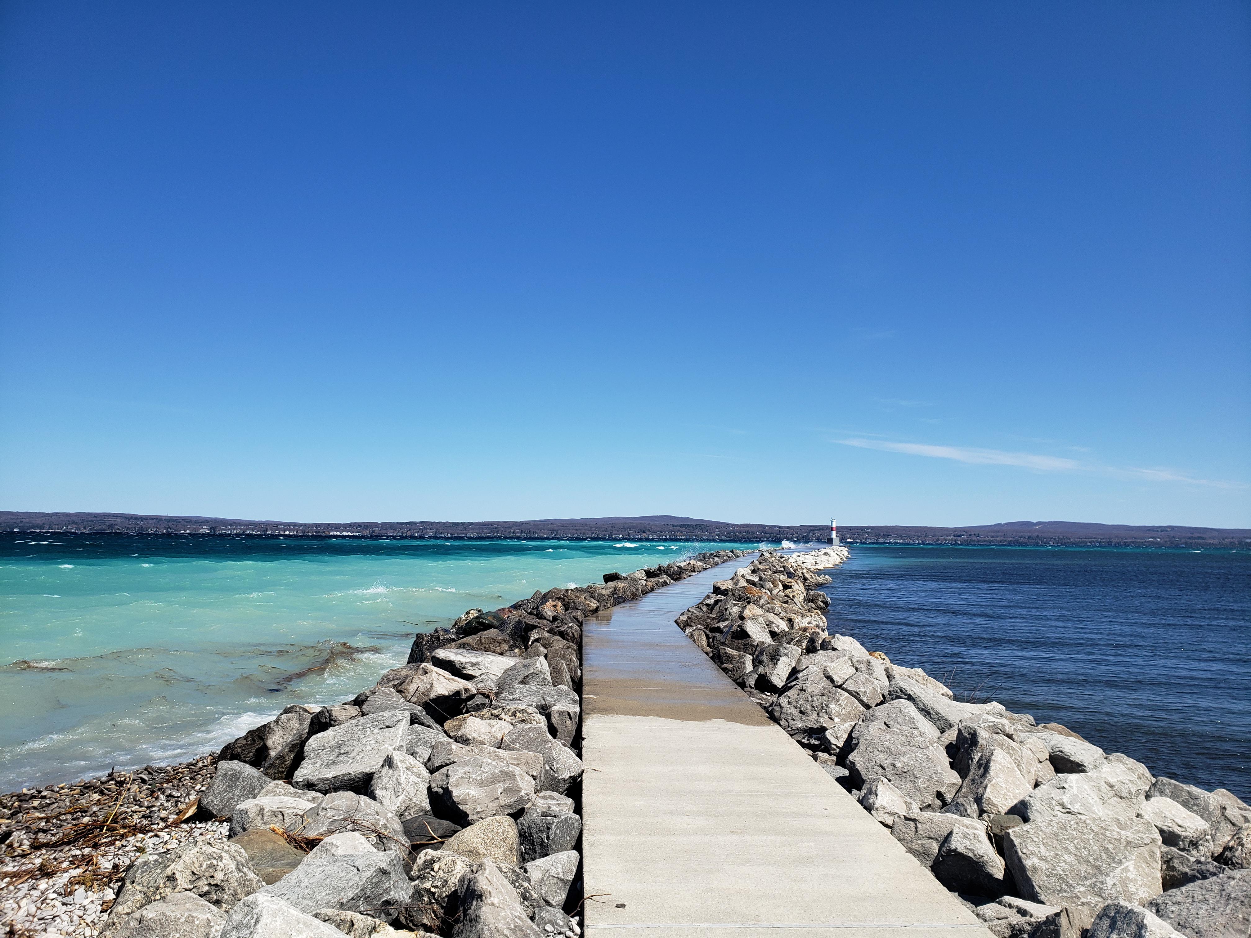 Lake Michigan in Petoskey looking today. r/Michigan