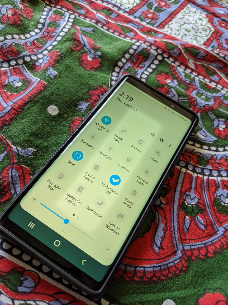 Display problem Rectangle on the middle of the screen? What's that