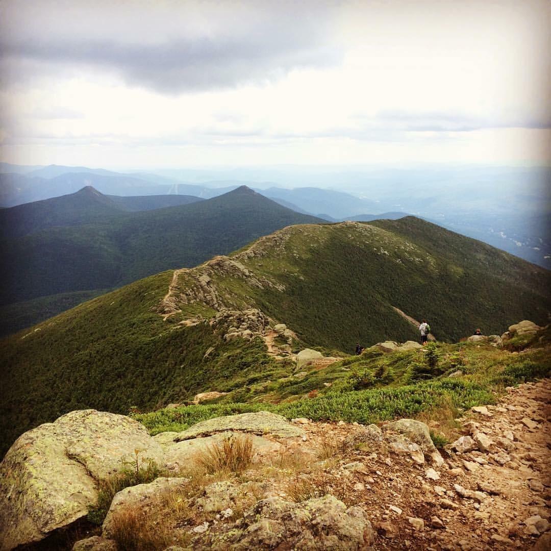 Patiently waiting for warmer weather. Franconia Ridge, New Hampshire. r/hiking
