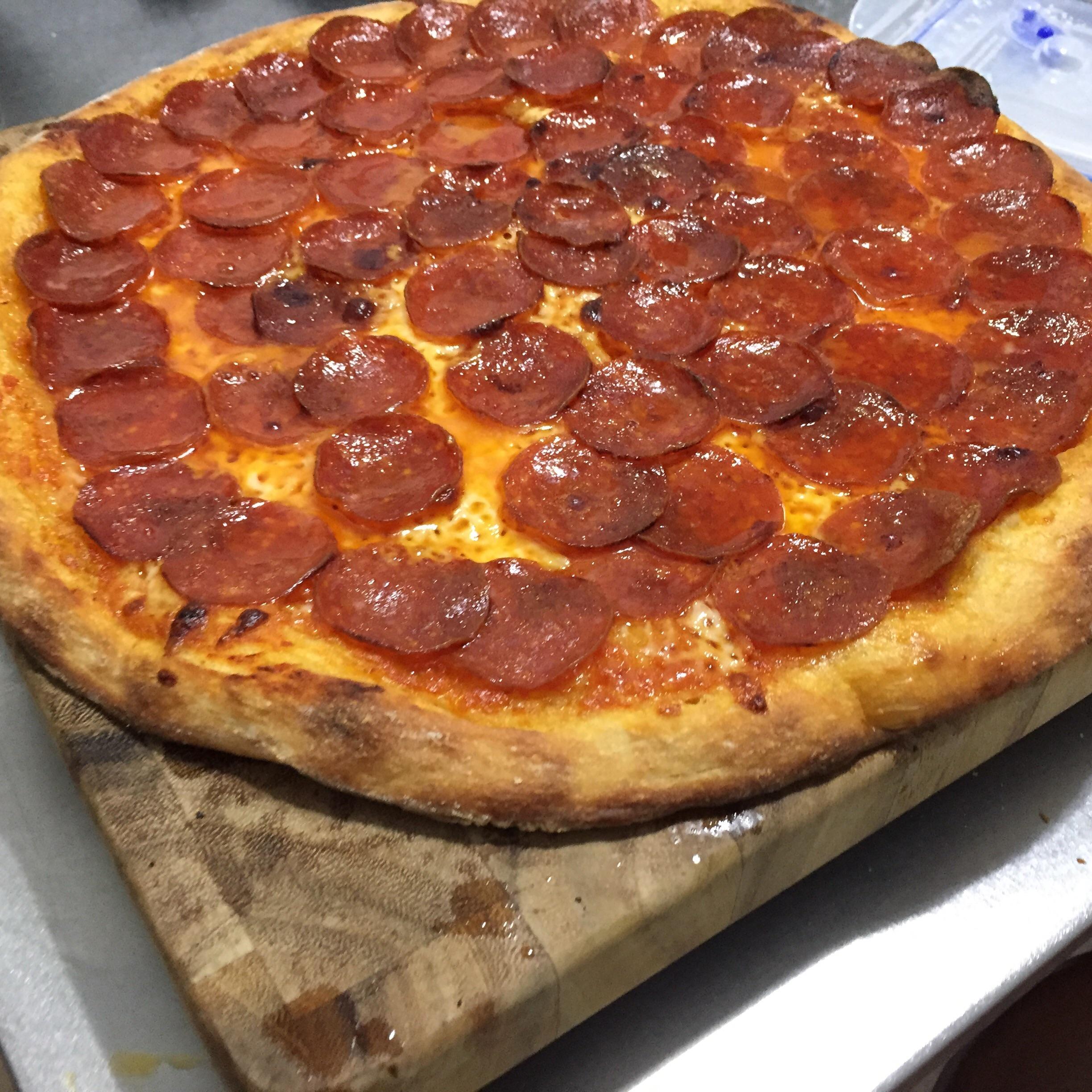 Extra pepperoni Pizza
