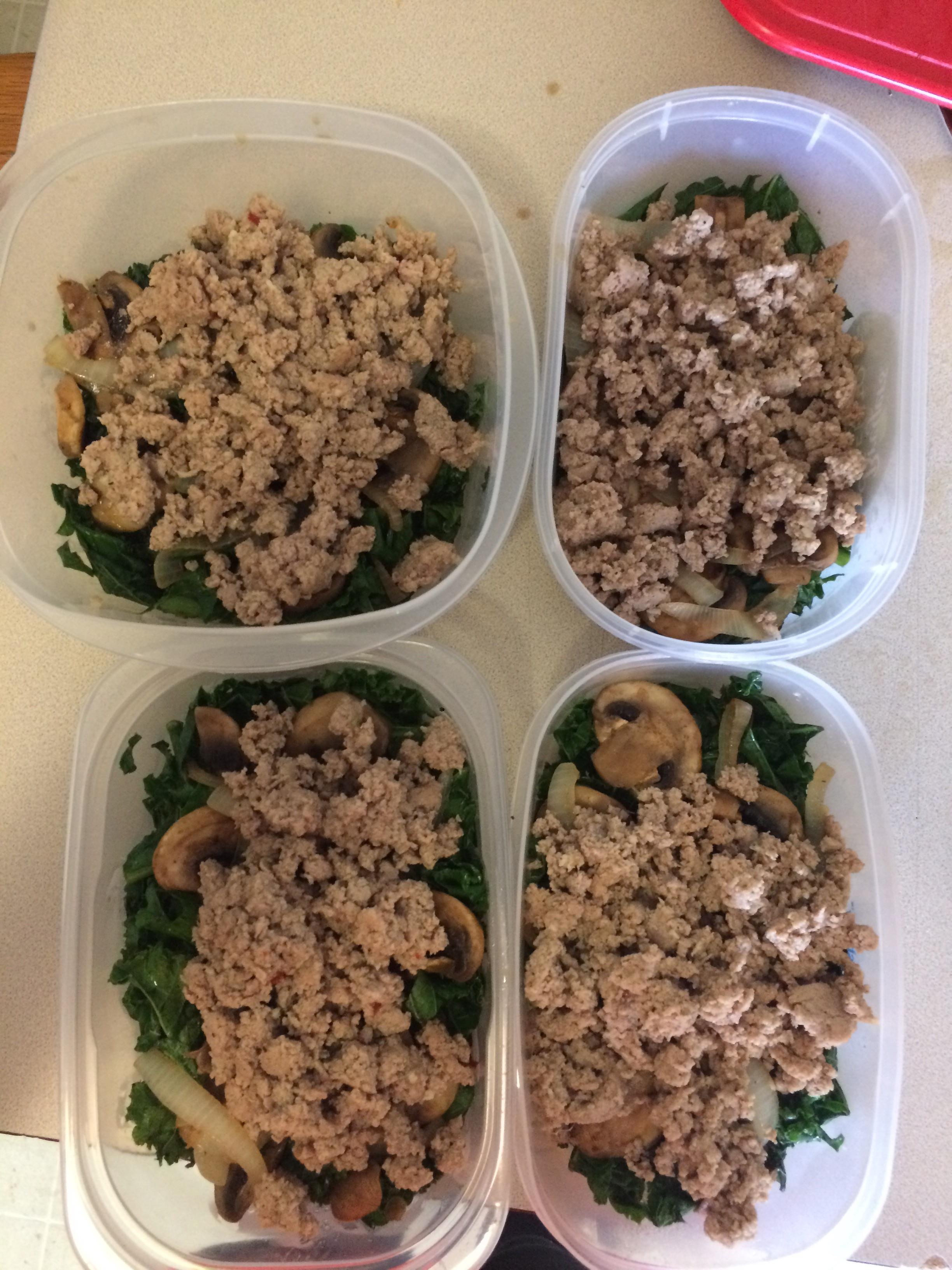 Easy lunches! Ground turkey, kale, mushrooms, and onions for 242 calories. Served with 40 cals
