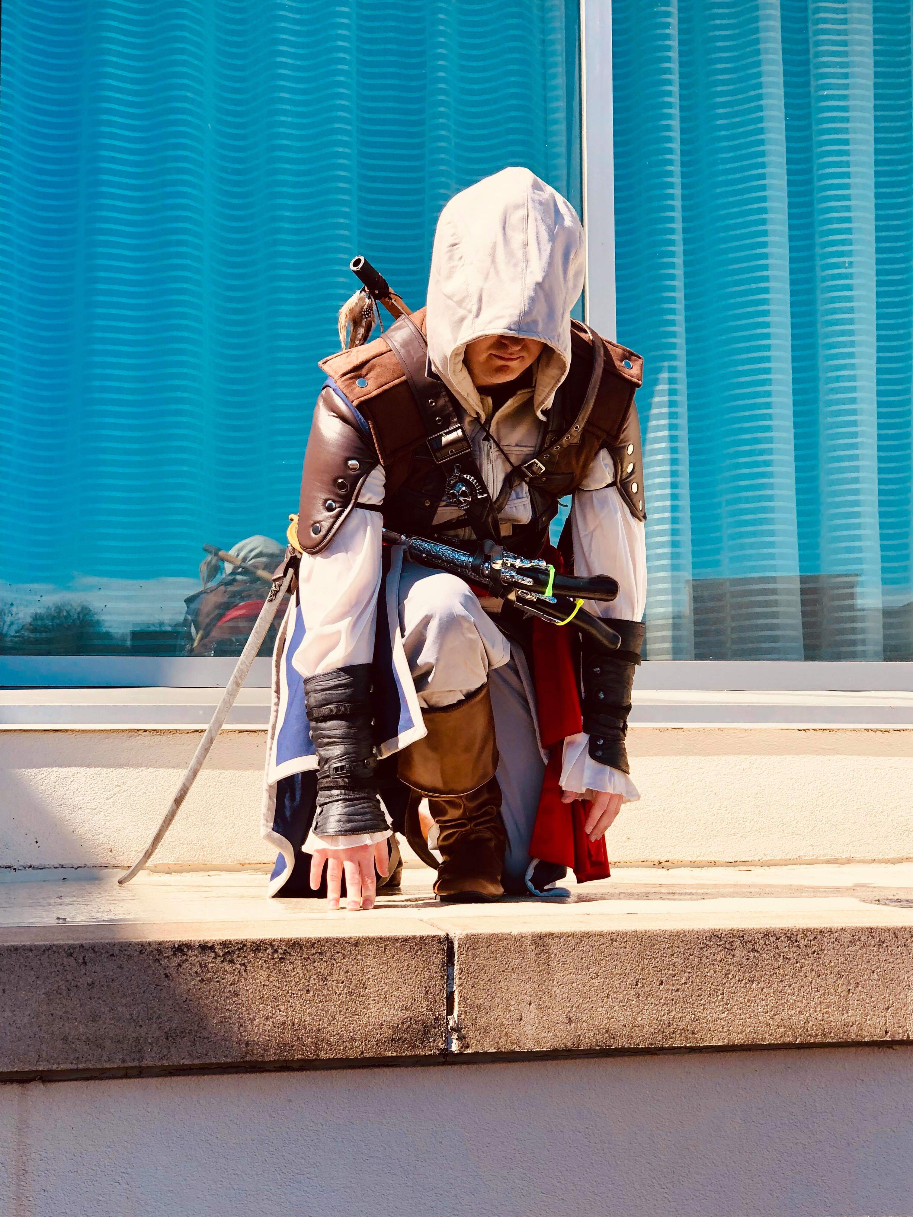 Edward Kenway Cosplay Photo [OC] assassinscreed