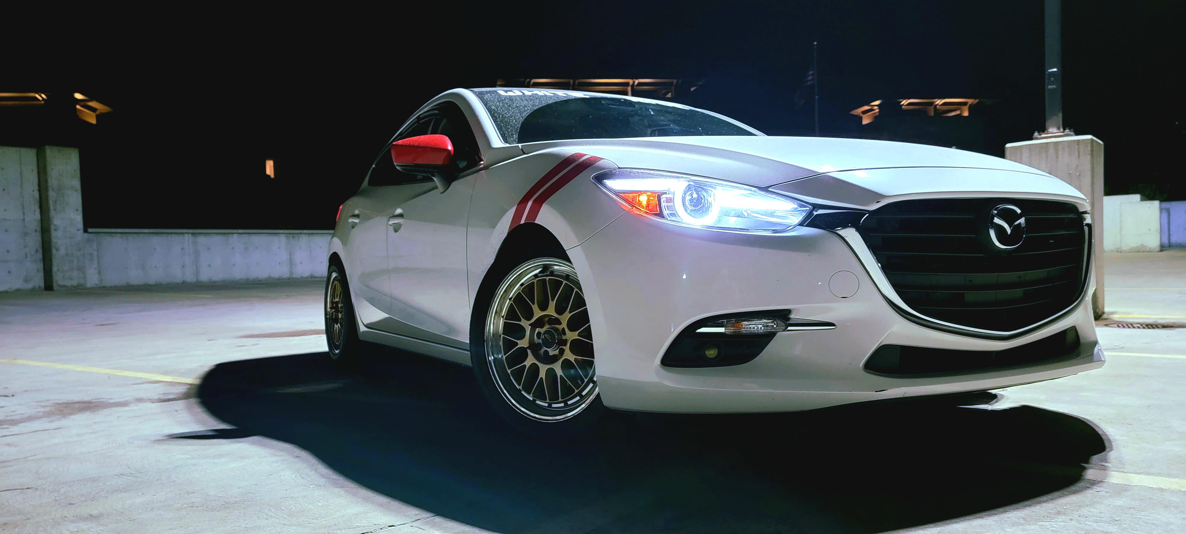 Finally took some pictures with the car lowered : r/mazda3