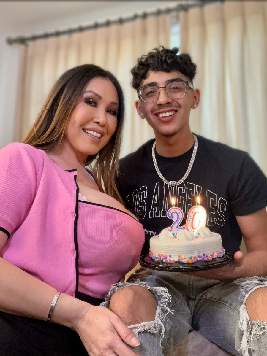 New Scene : KiannaDior