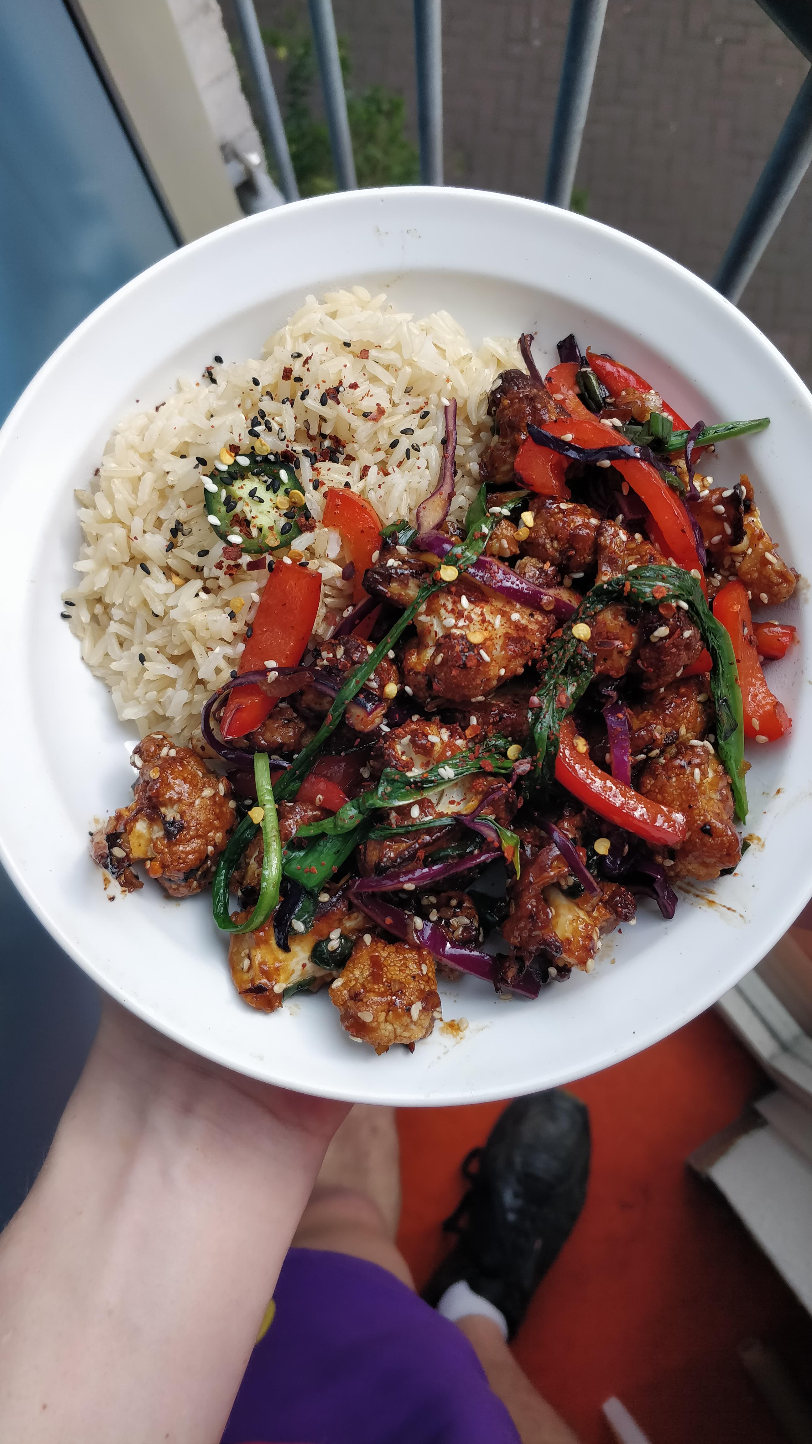 Kung pao cauliflower r/VeganFoodPorn