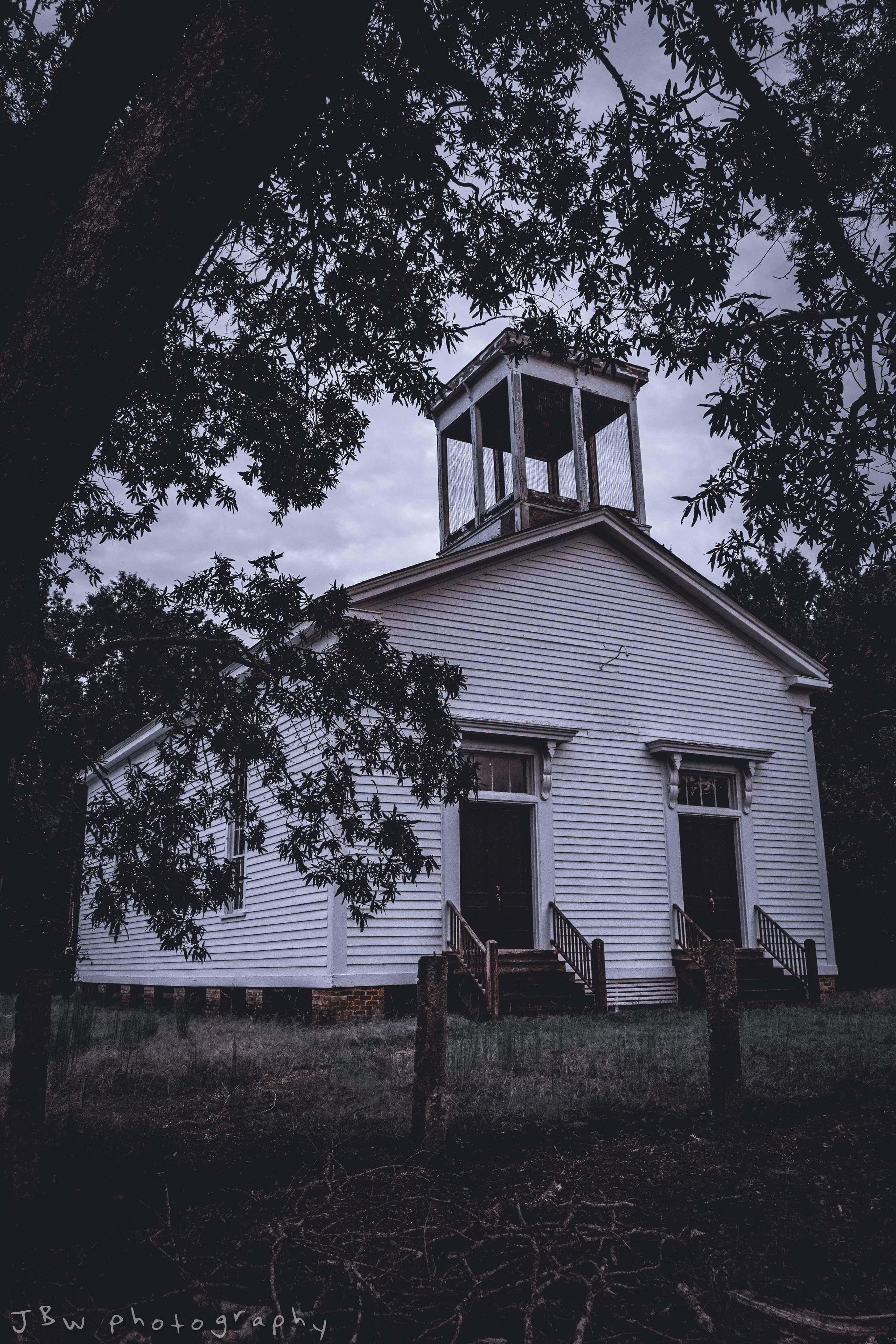 Abandoned/Old Churches for Photography. I’m looking for some old