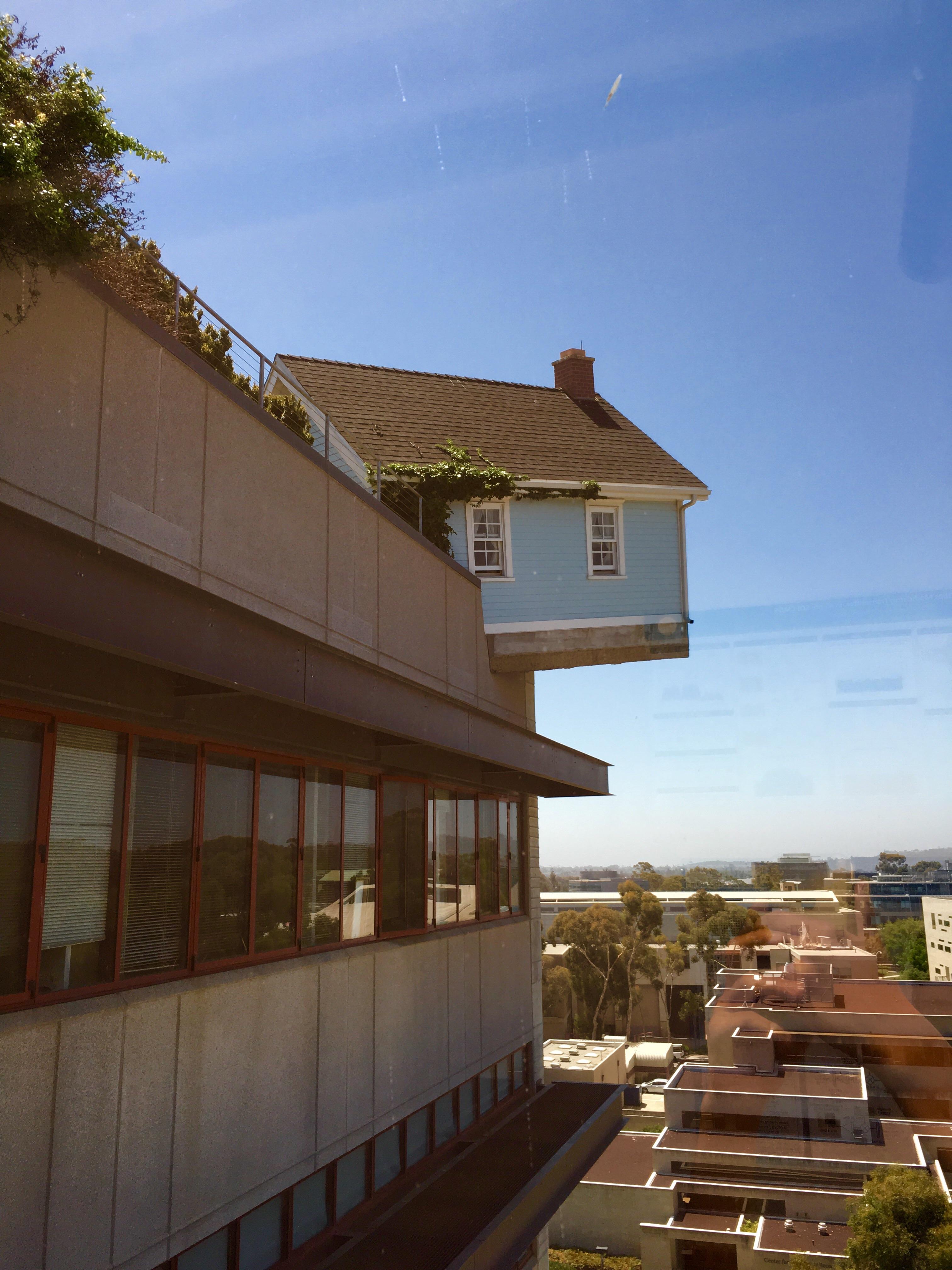 Something About This House Feels Off... r/pics