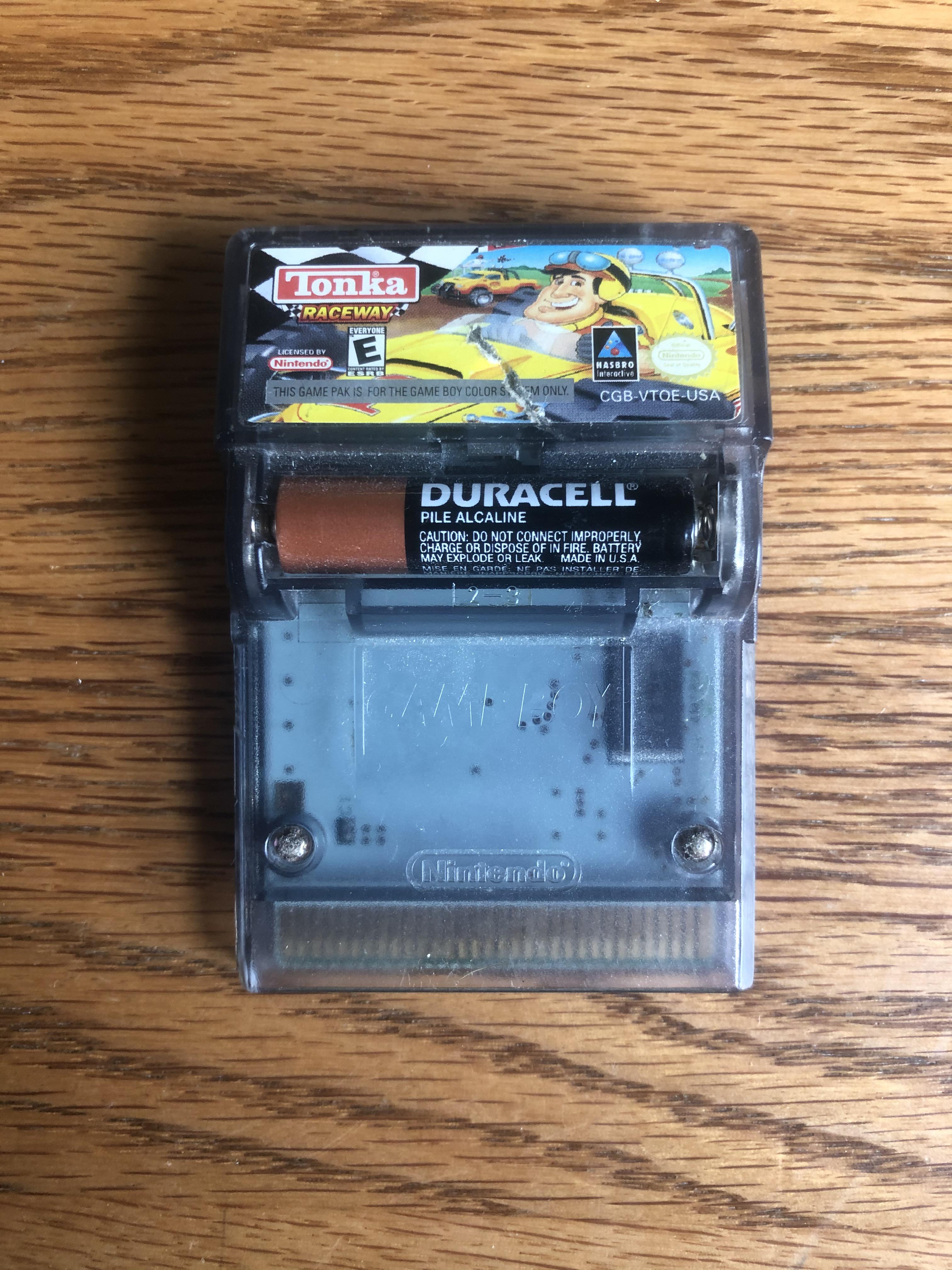 This gameboy color game required a AAA battery r/mildlyinteresting
