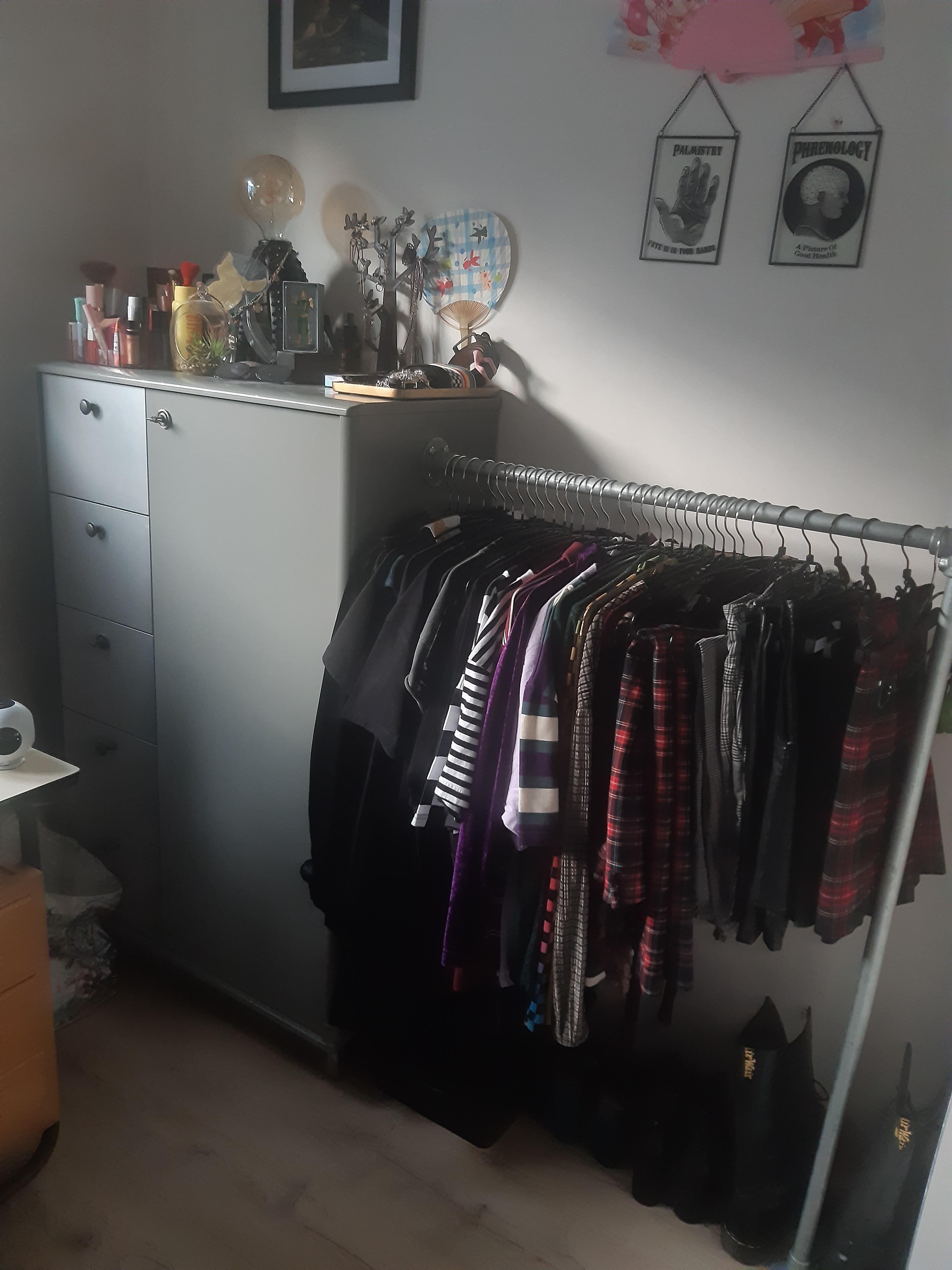 Bought the closet for €40 at a local thrift shop and attached a pipe to