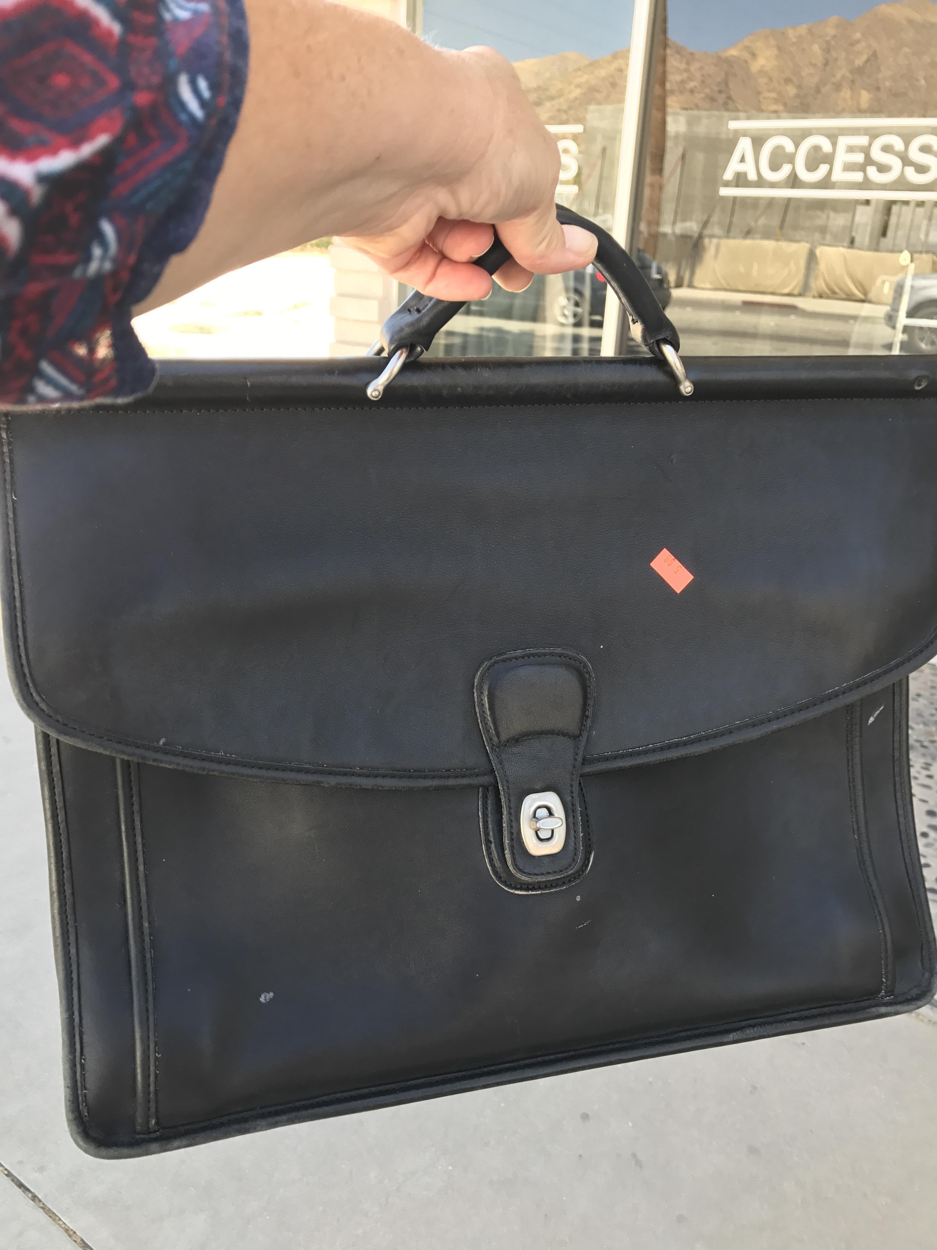 Vintage Coach briefcase 3.50 on 1/2 price orange tag day!! r