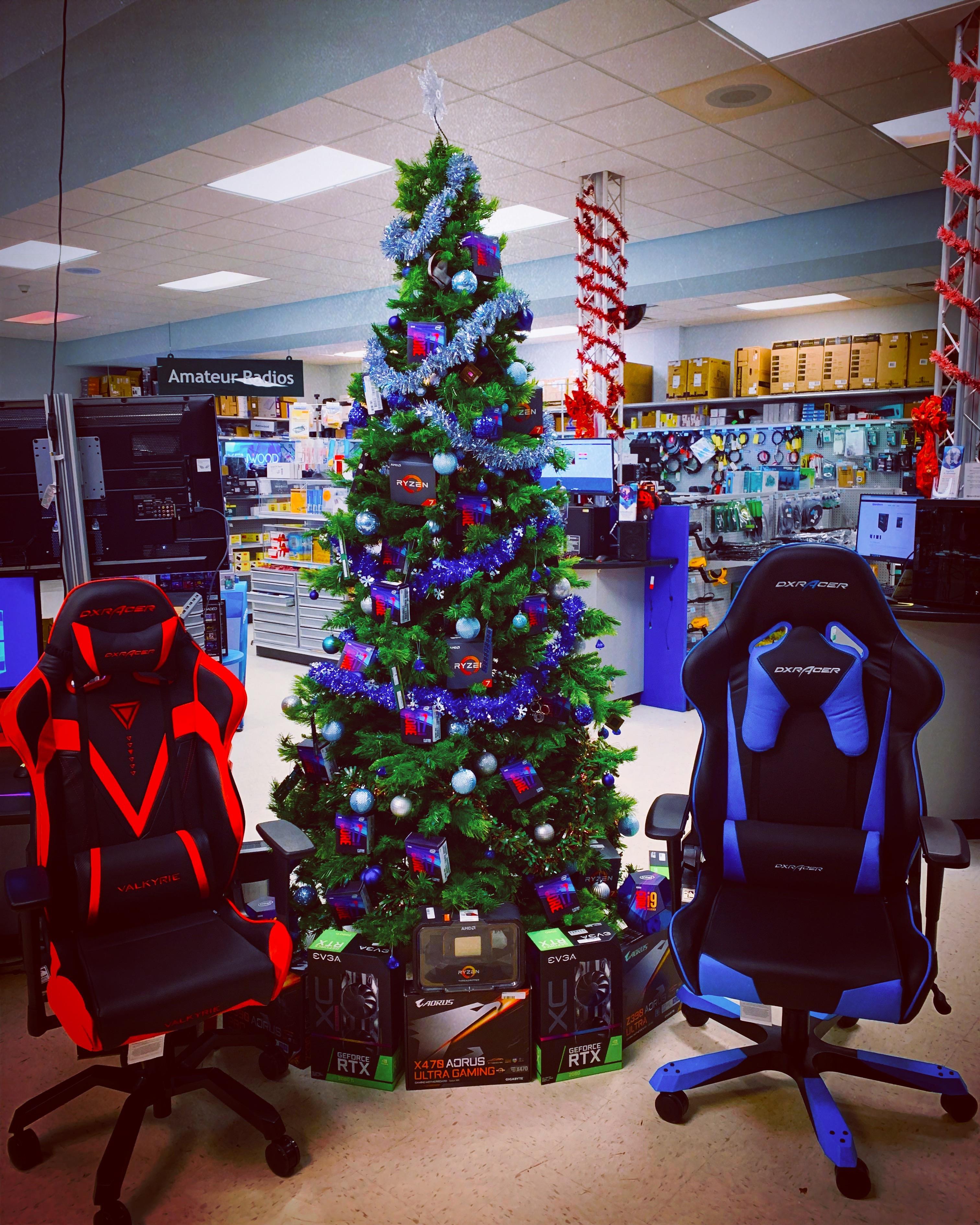 Red VS Blue (GigaParts Huntsville AL) r/HuntsvilleAlabama