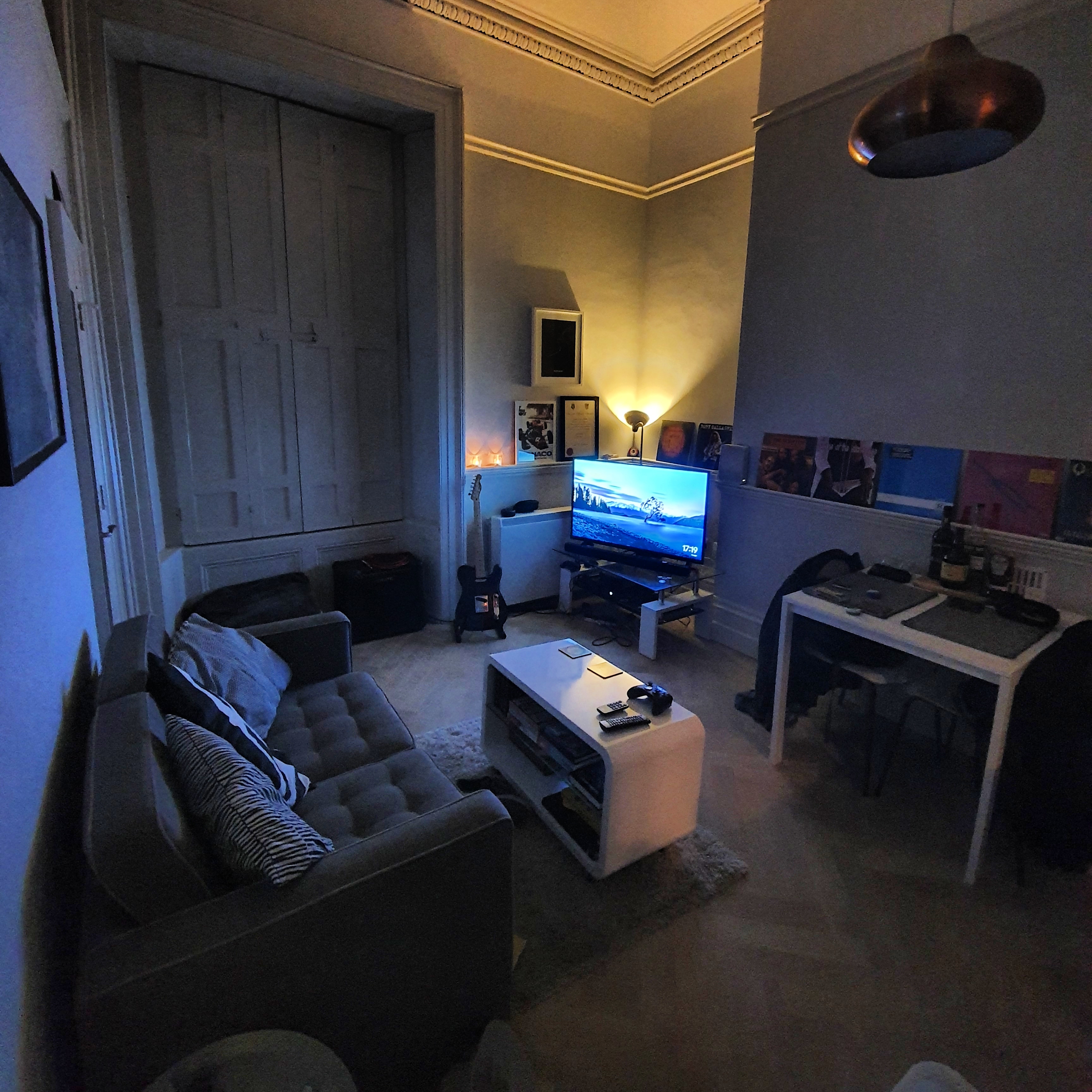 My 1 bed apartment. Ireland r/malelivingspace