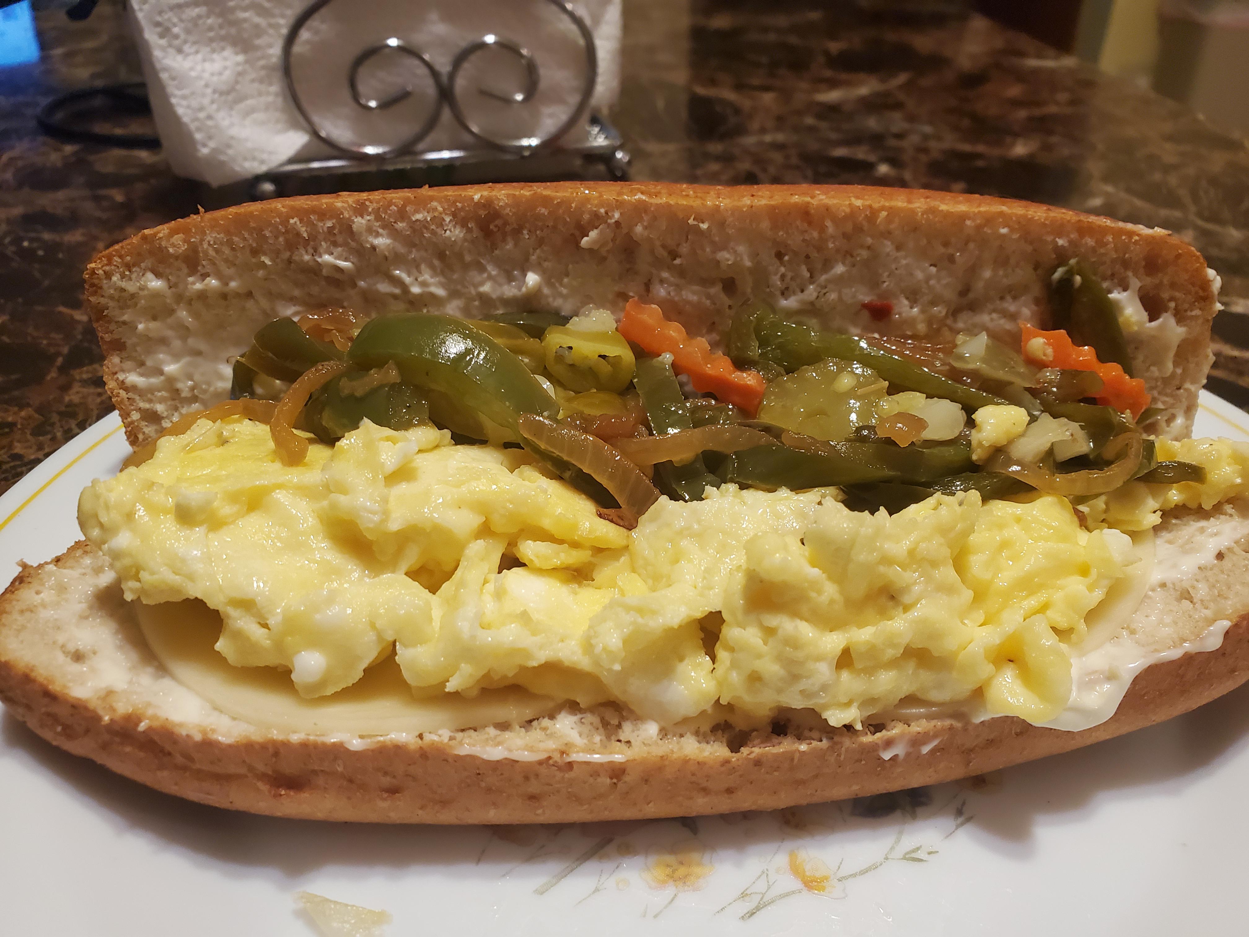 Eggs, provolone, peppers, onions, giardinara r/eatsandwiches
