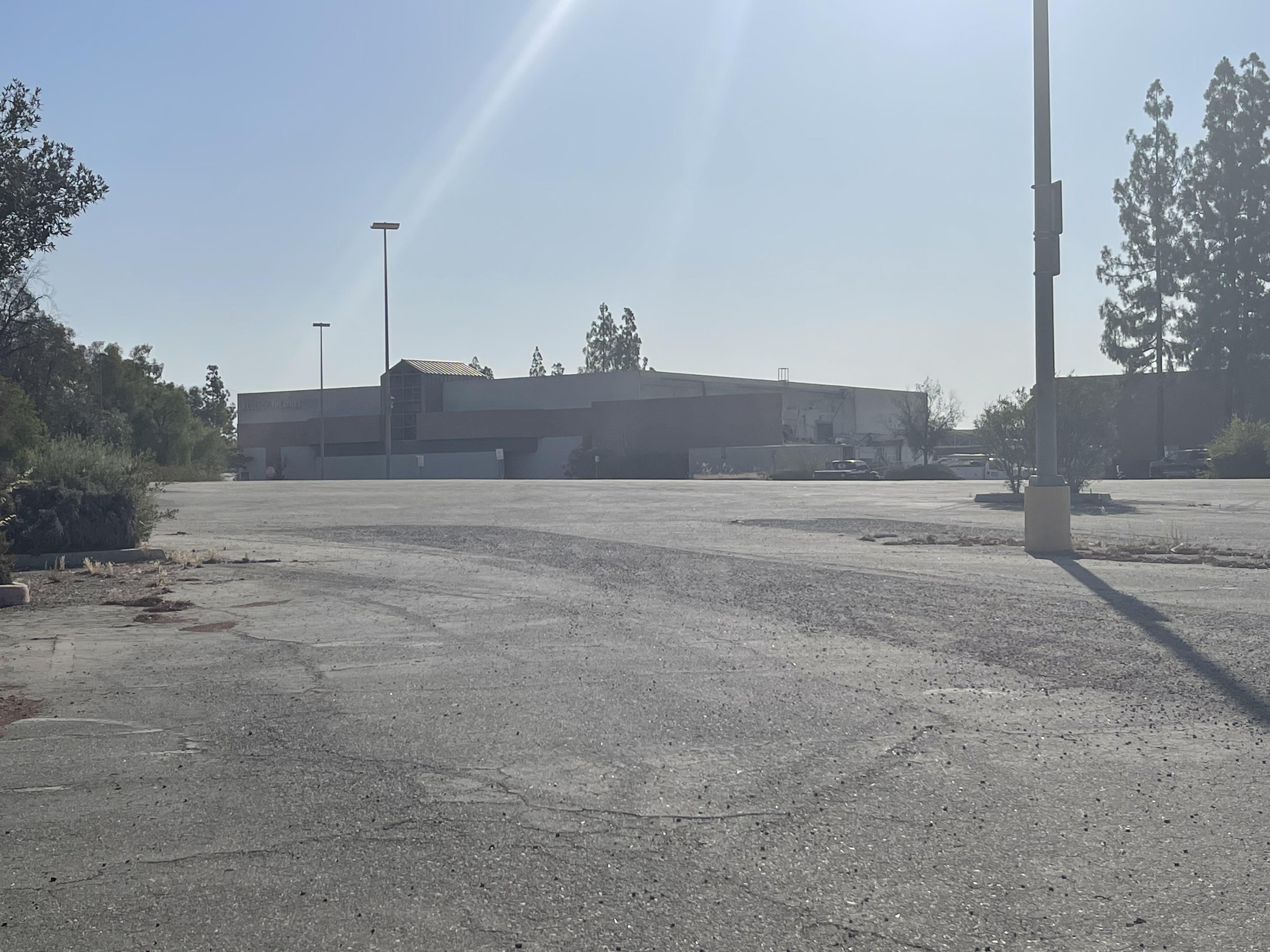 Finally tearing down east hills mall r/Bakersfield