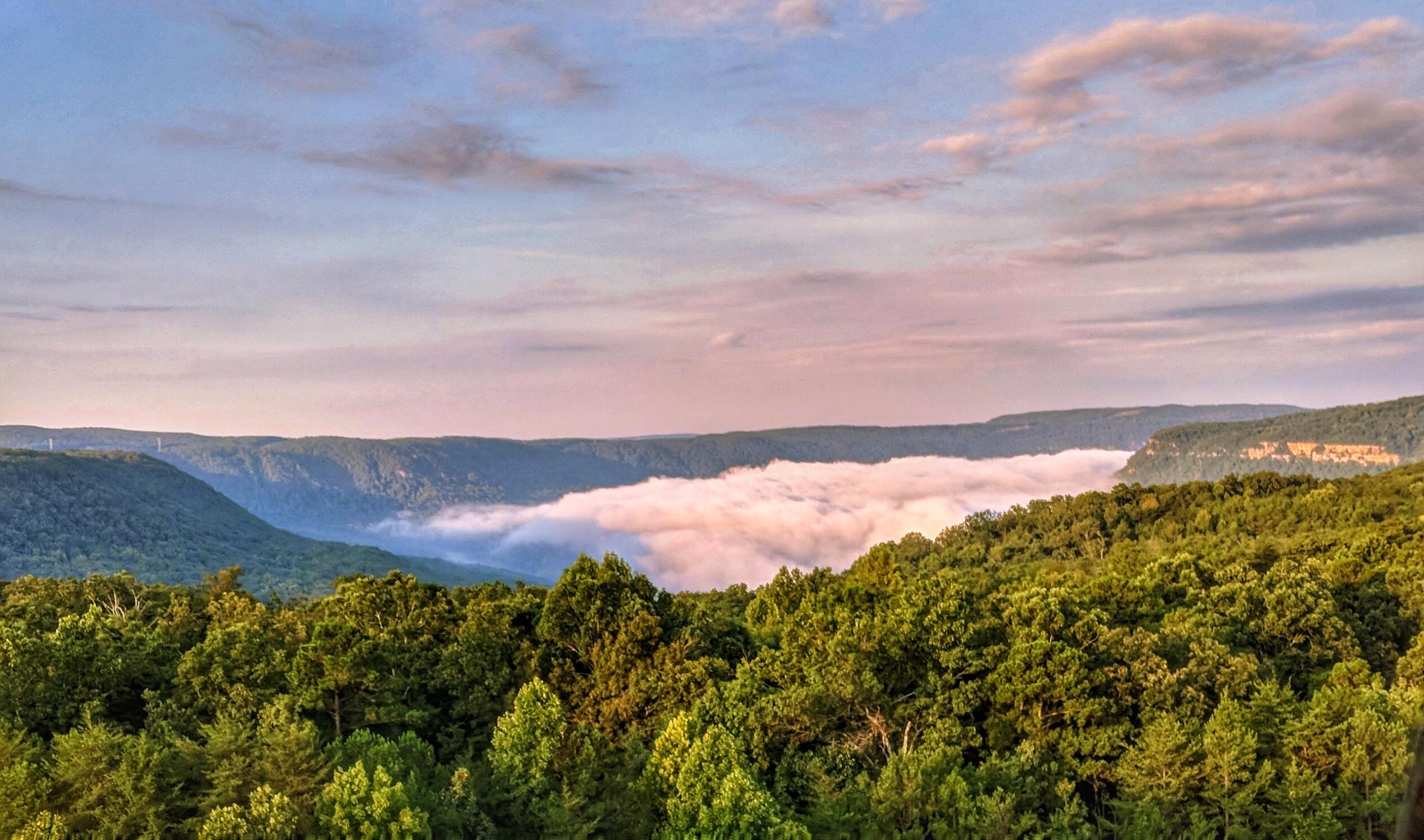 Sunrise above the clouds on Raccoon Mountain r/Chattanooga