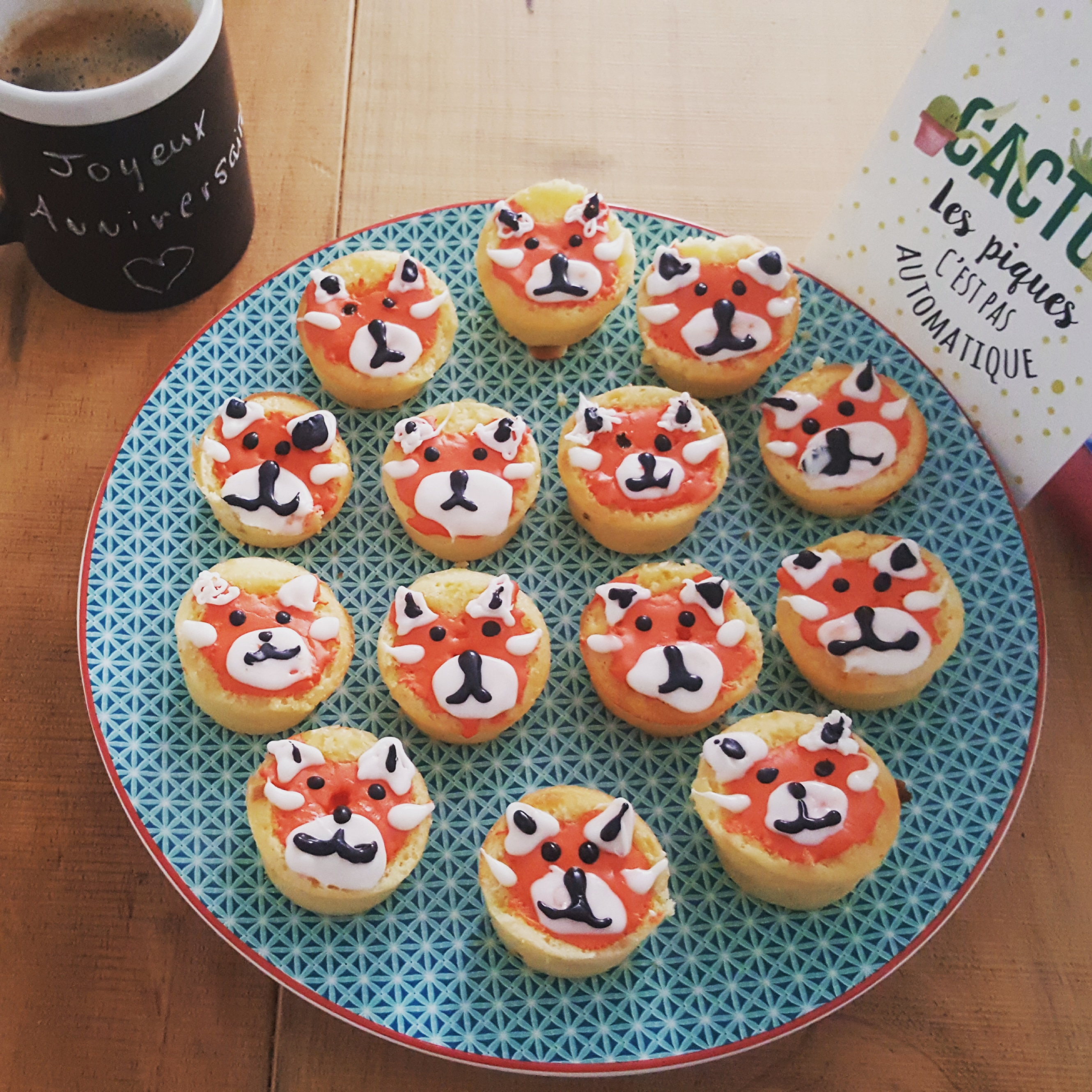 [OC] Little red panda cakes I made for my SO's birthday! redpandas