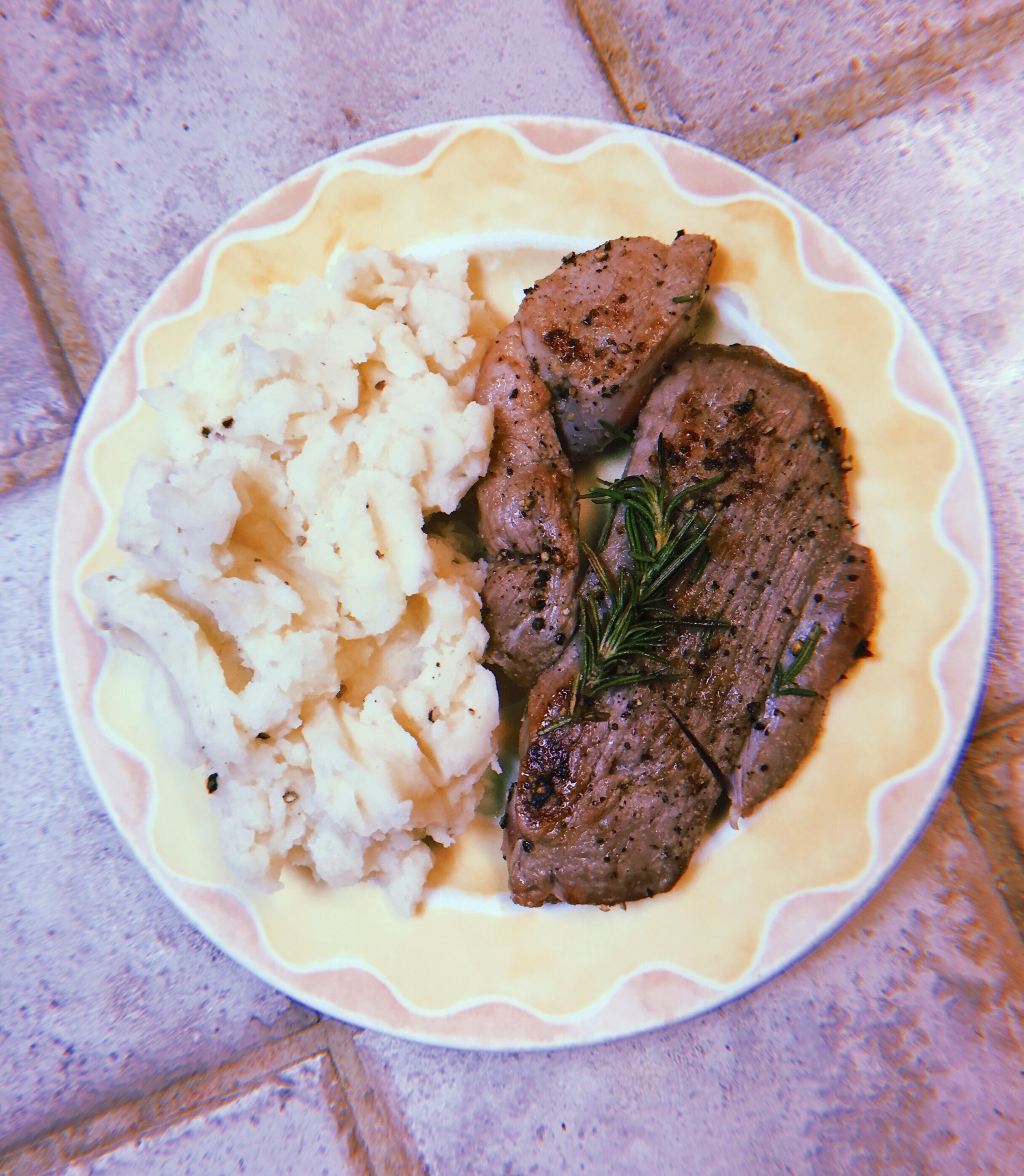 Rosemary Lamb Steak and Mashed Potatoes! 420 cal r/1200isplenty