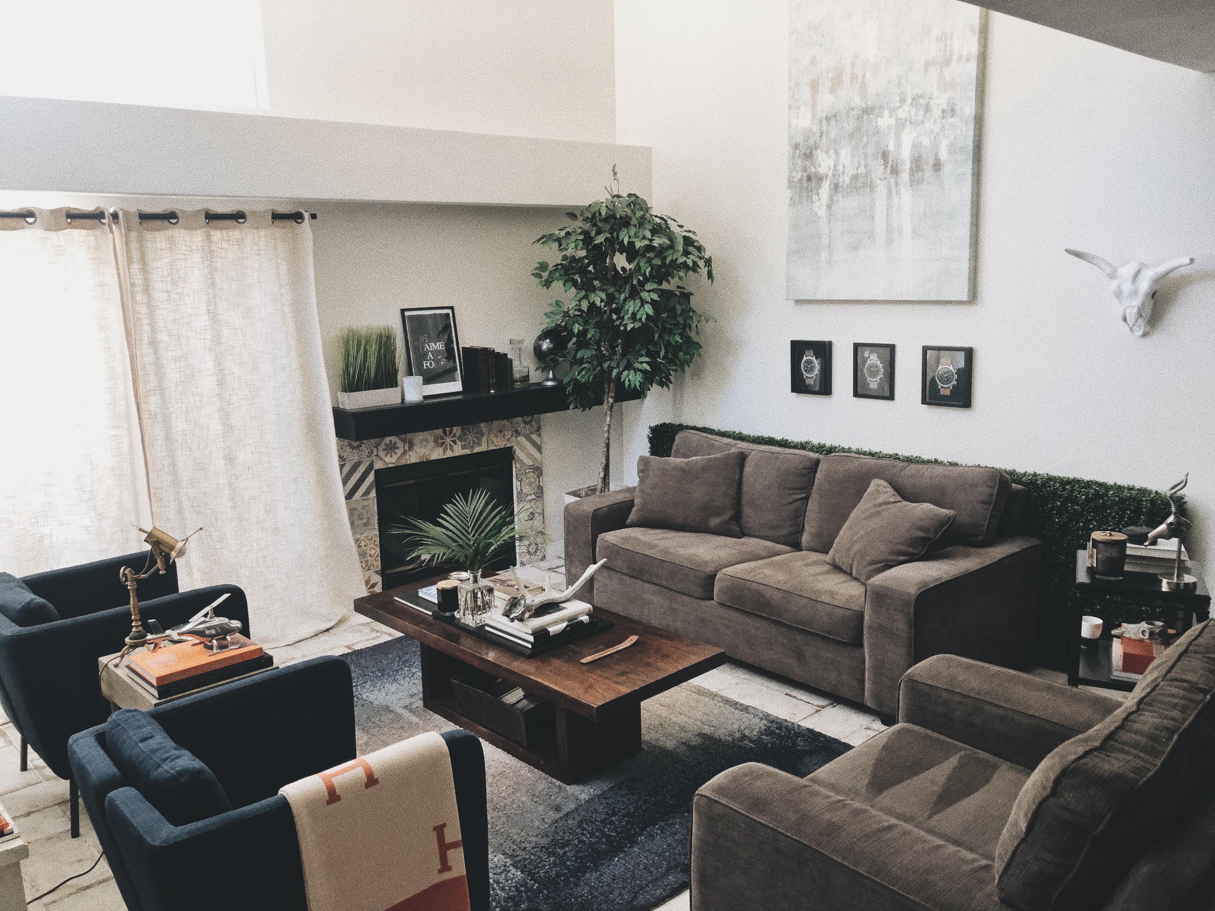 First post here. Thought I would share my current living room set up