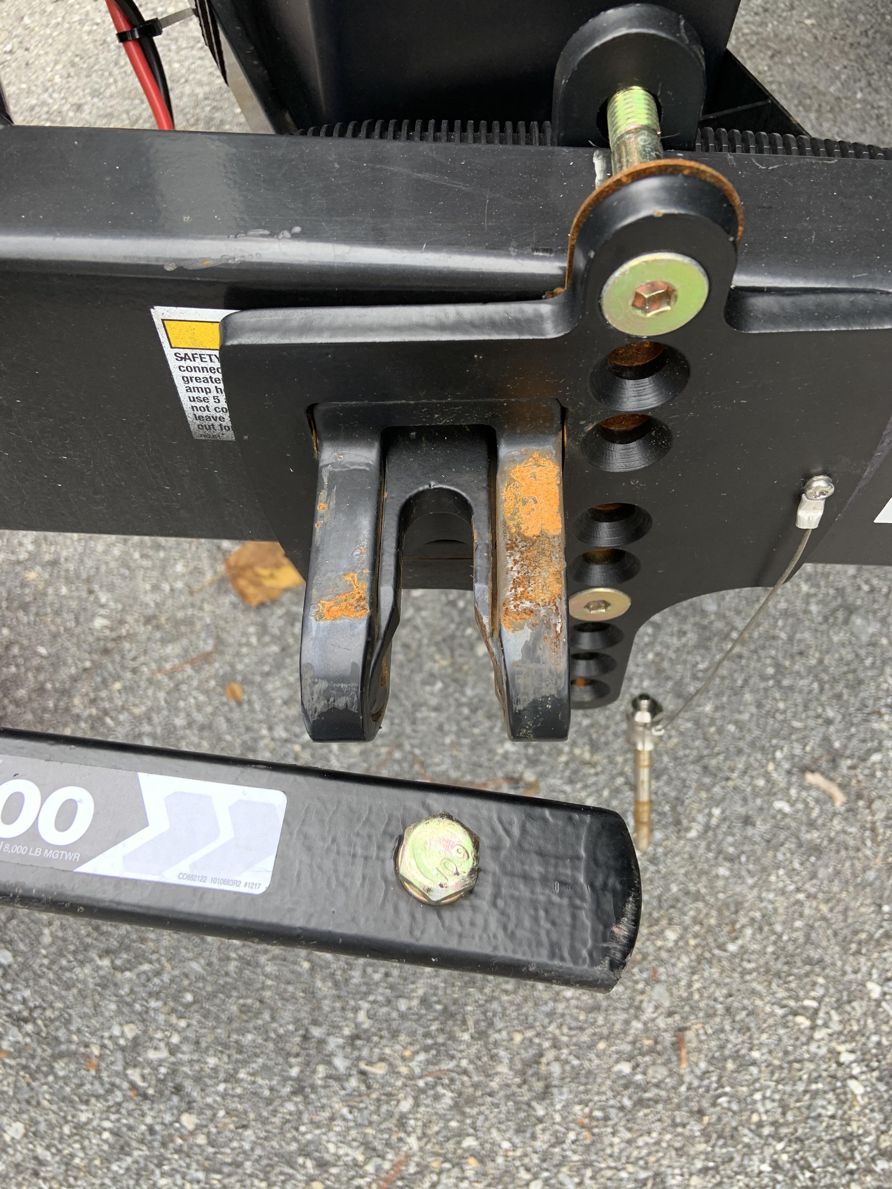 Should I apply some grease or other lubricant on the bracket my sway