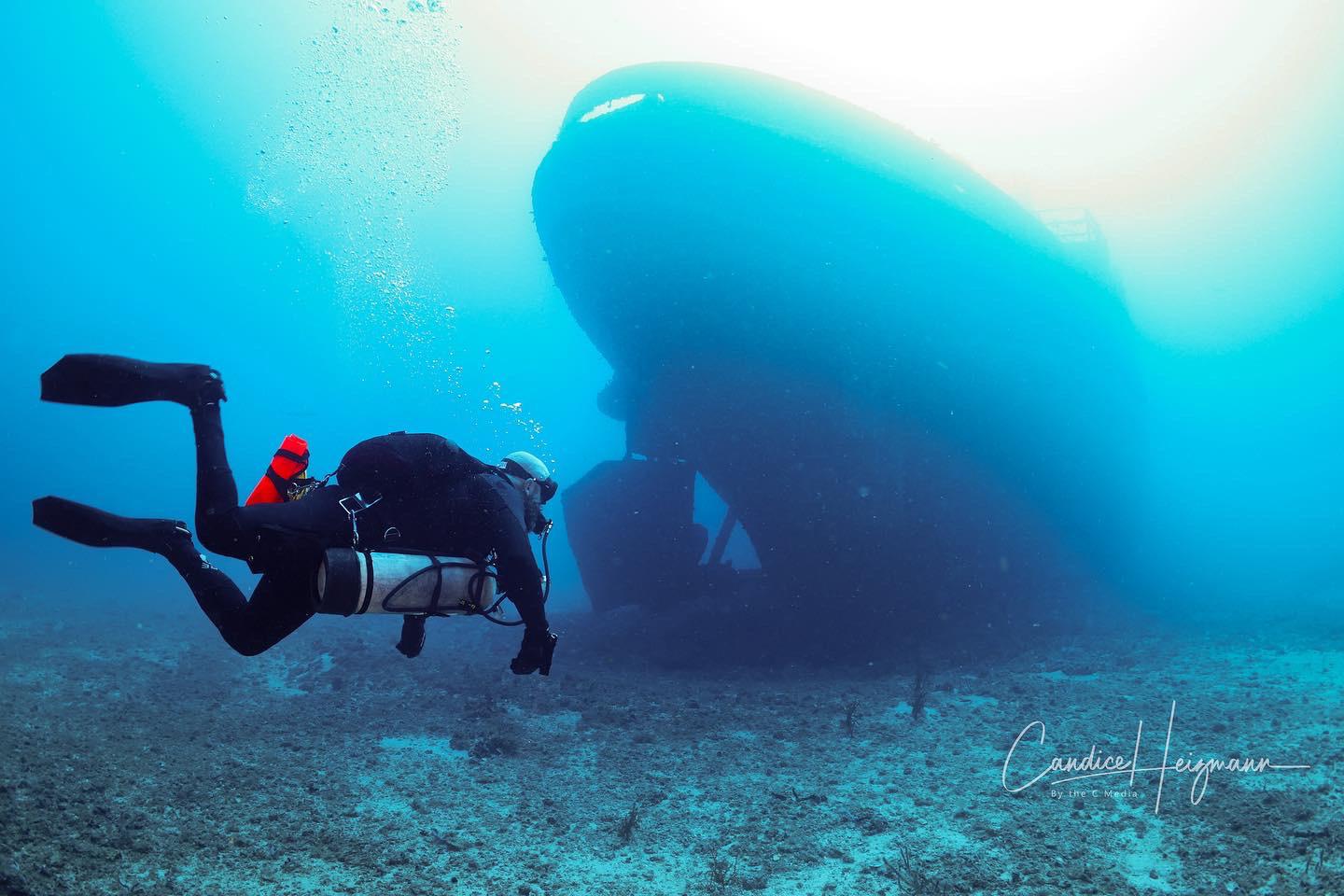 37 Hilarious Diving cylinder Puns Punstoppable 🛑