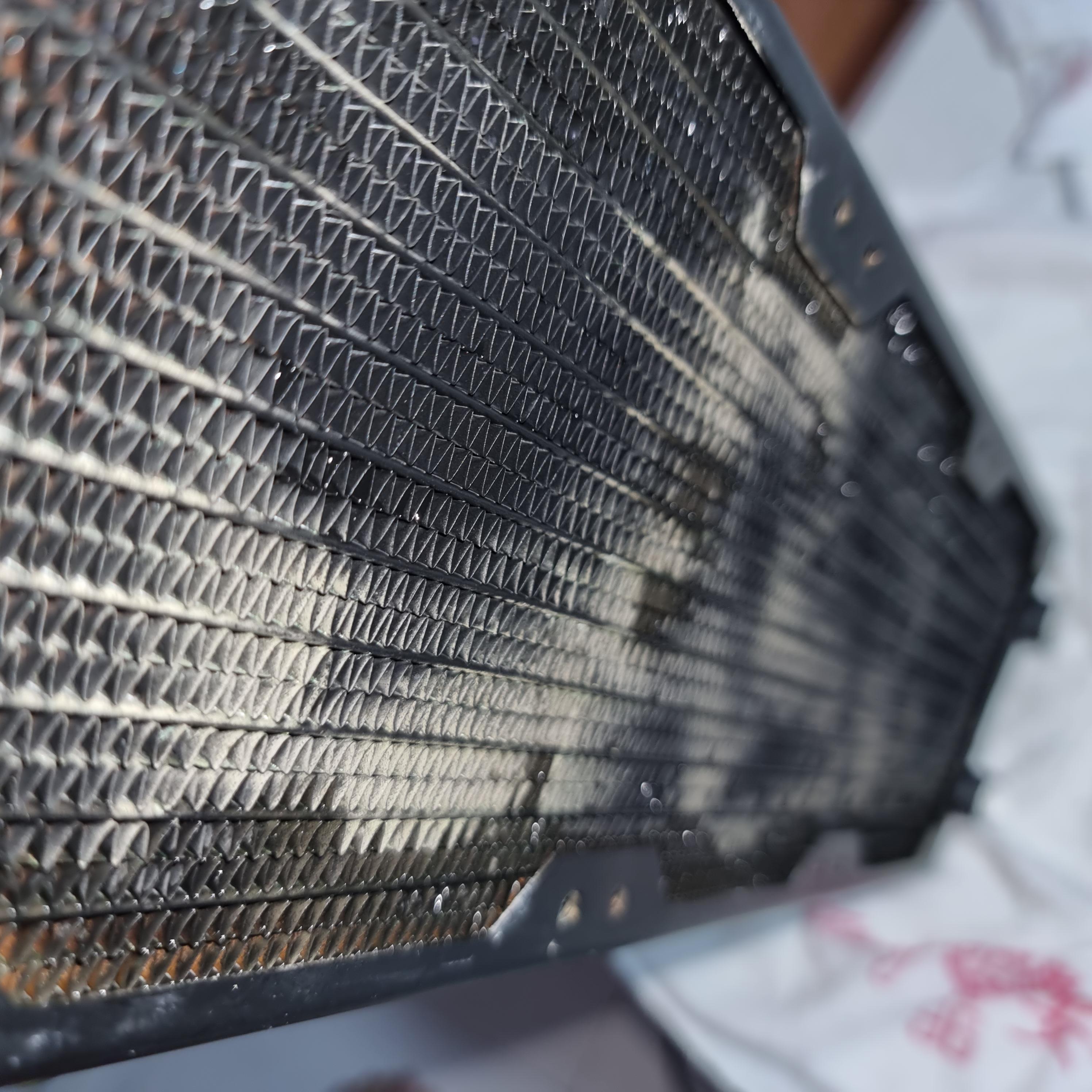 can I spray paint the fin watercooling